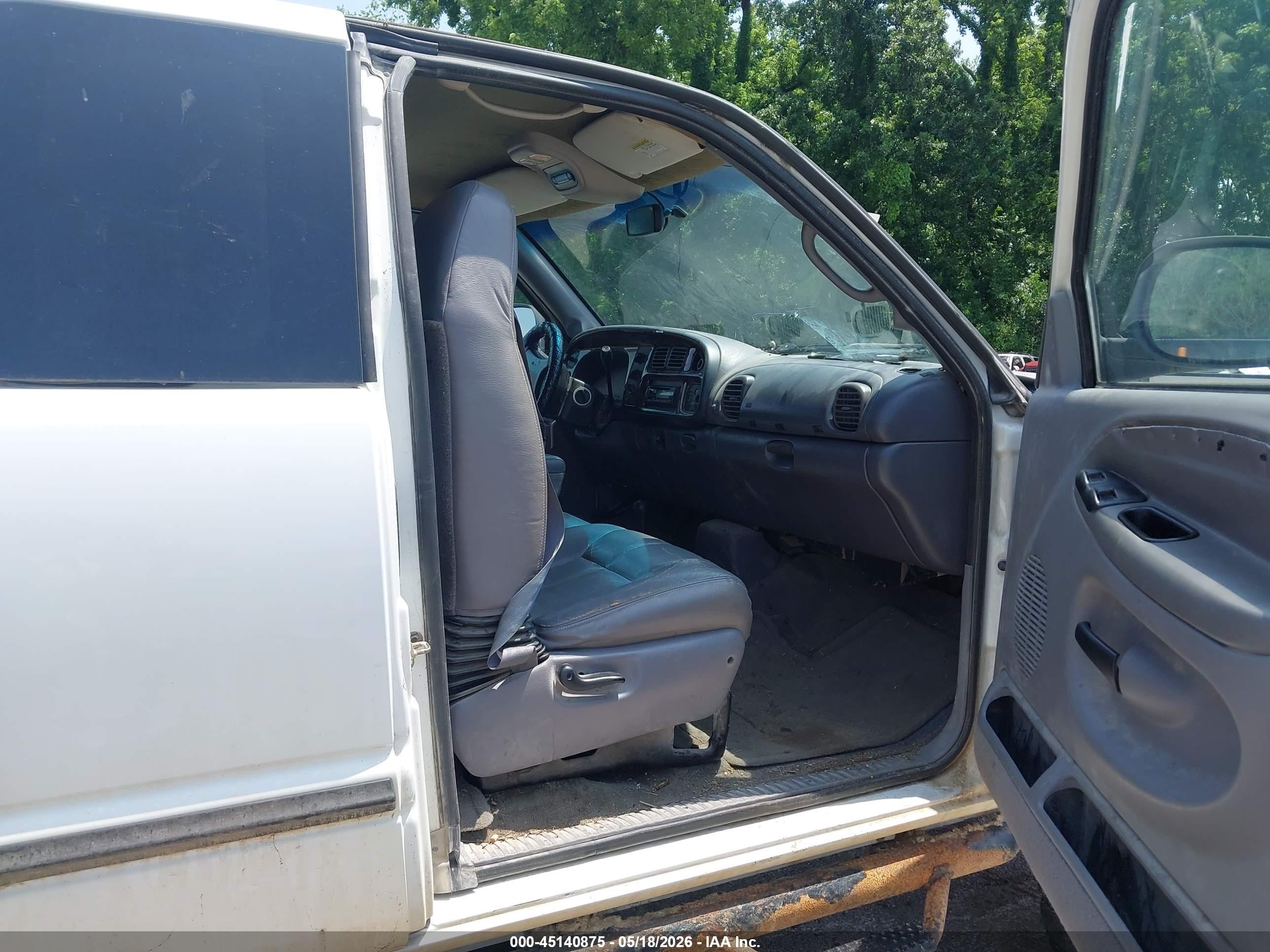 1998 Dodge Ram 1500 St White vin: 3B7HF13Z7WG203733