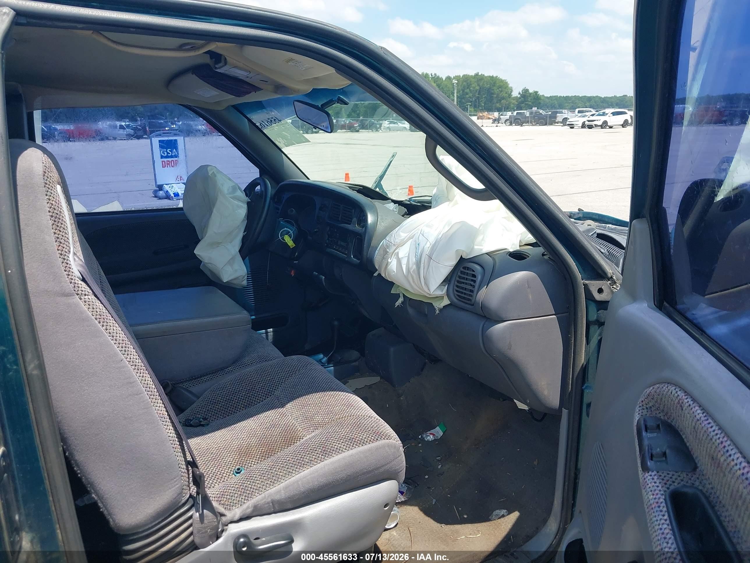 1999 Dodge Ram 1500 St Green vin: 3B7HF13Z7XG152185