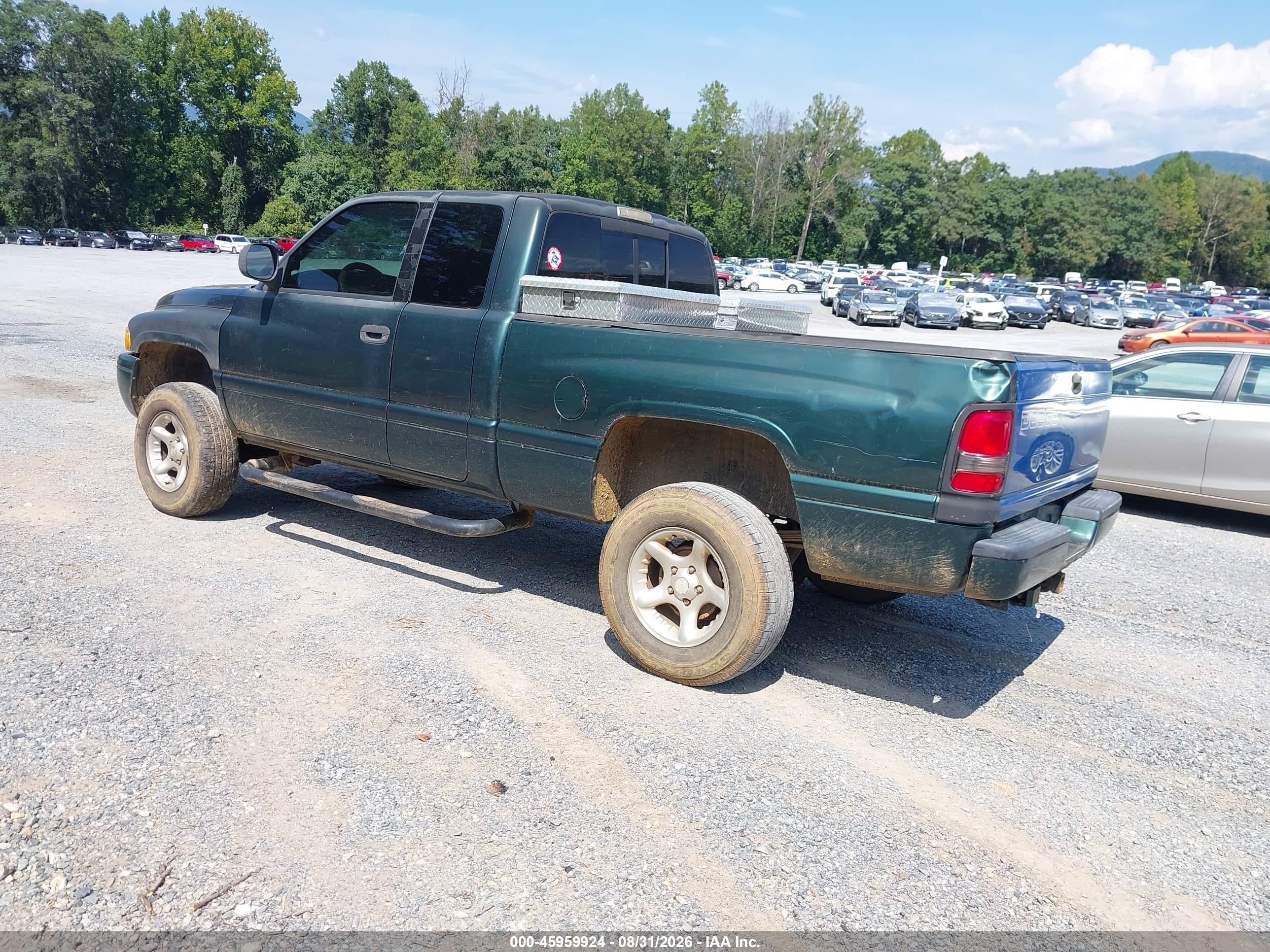 2000 Dodge Ram 1500 St Green vin: 3B7HF13Z7YM220908