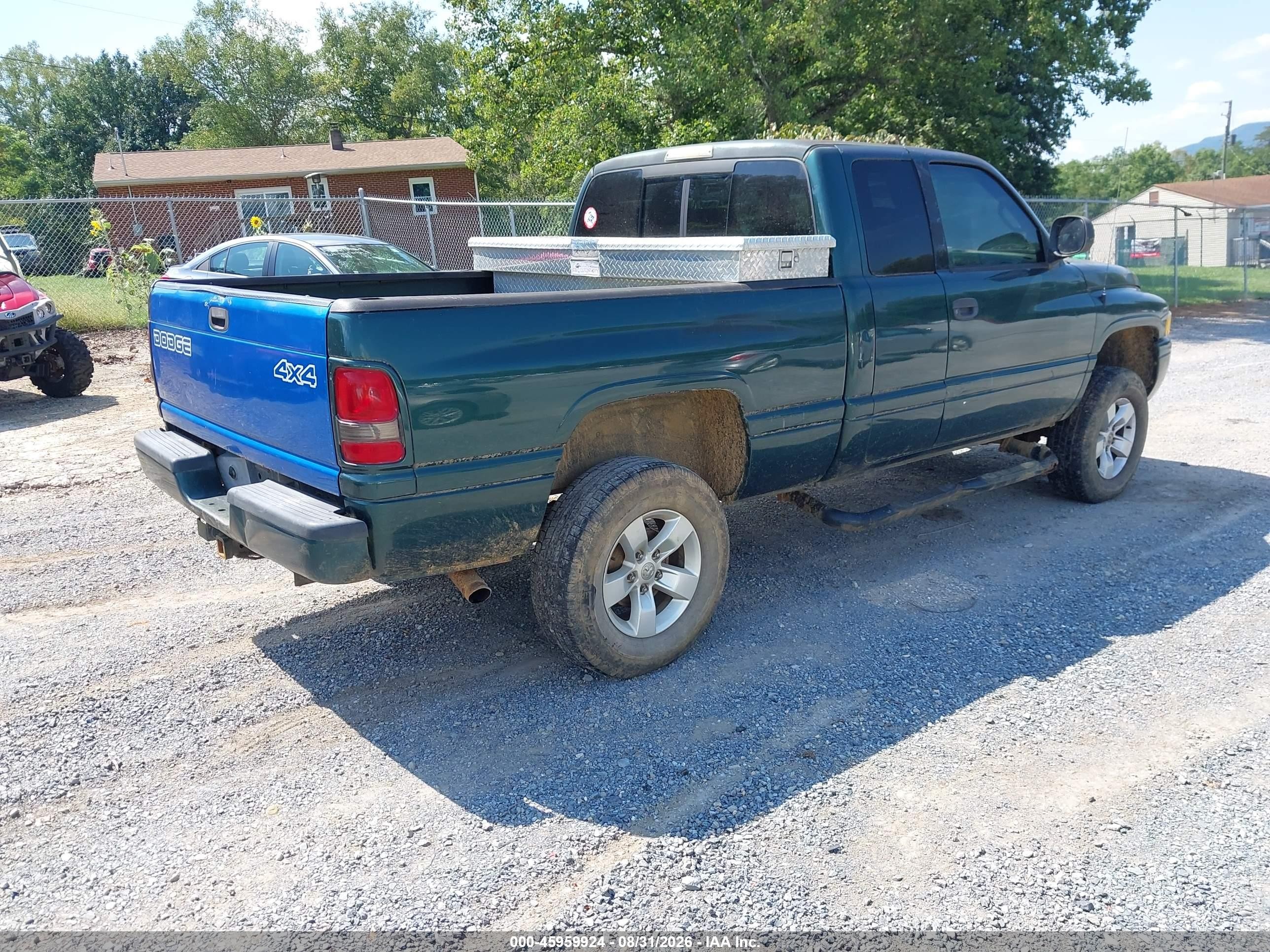 2000 Dodge Ram 1500 St Green vin: 3B7HF13Z7YM220908
