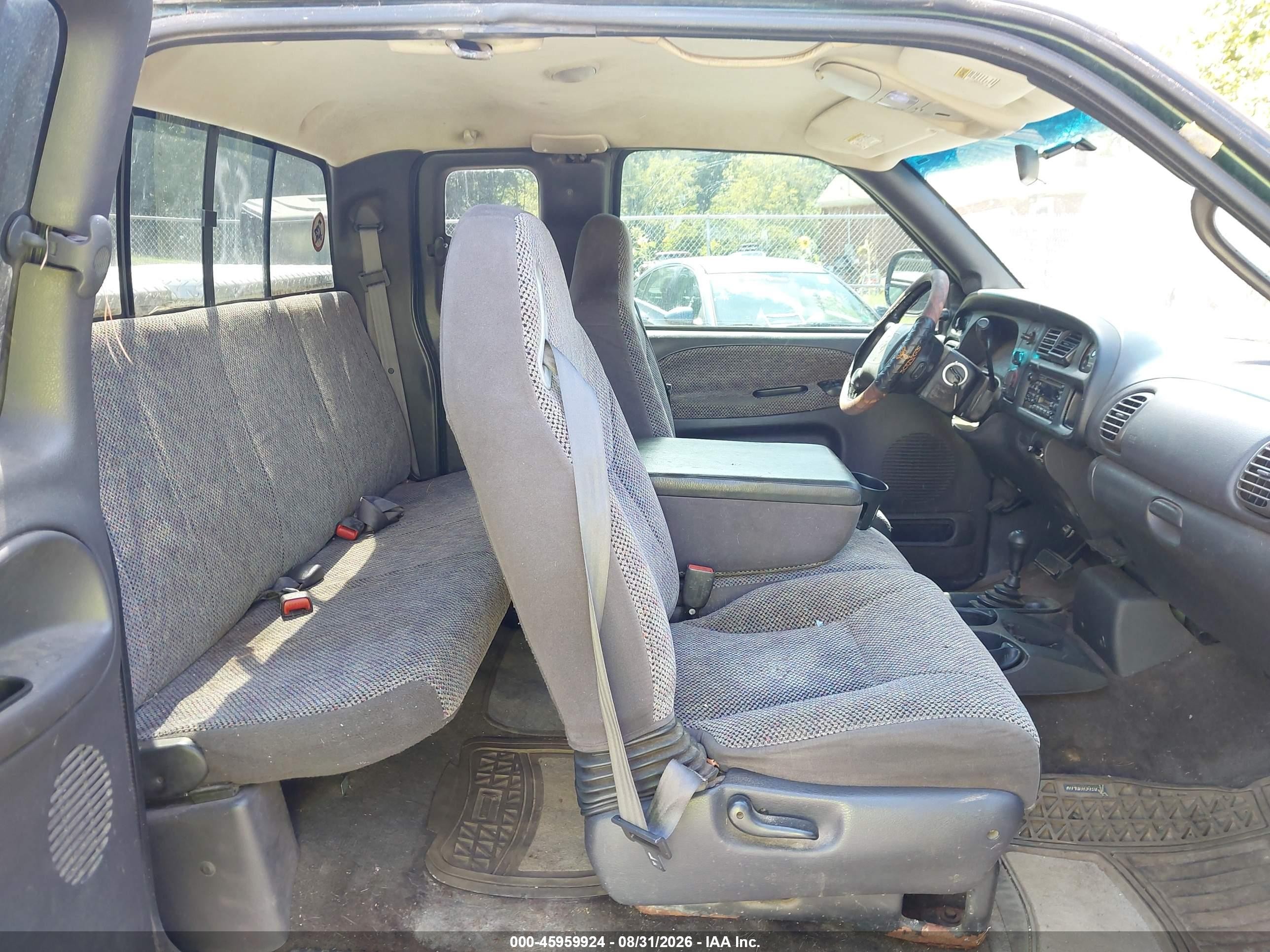 2000 Dodge Ram 1500 St Green vin: 3B7HF13Z7YM220908