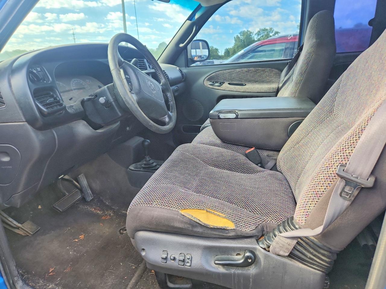 1999 Dodge Ram 1500 Blue vin: 3B7HF13Z8XG200776