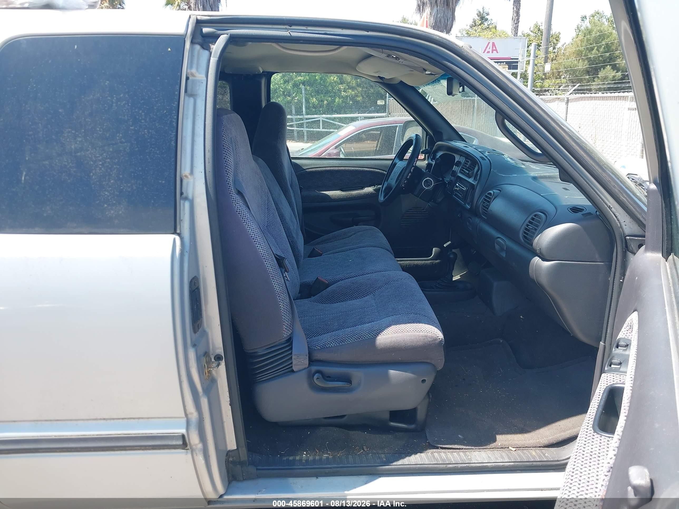 1999 Dodge Ram 1500 St Gray vin: 3B7HF13Z8XG203757