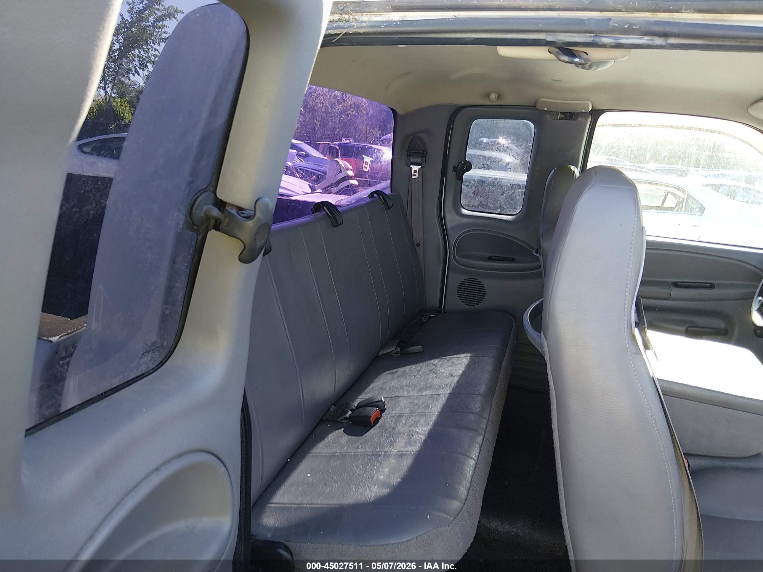 2001 Dodge Ram 1500 St White vin: 3B7HF13Z91G766775