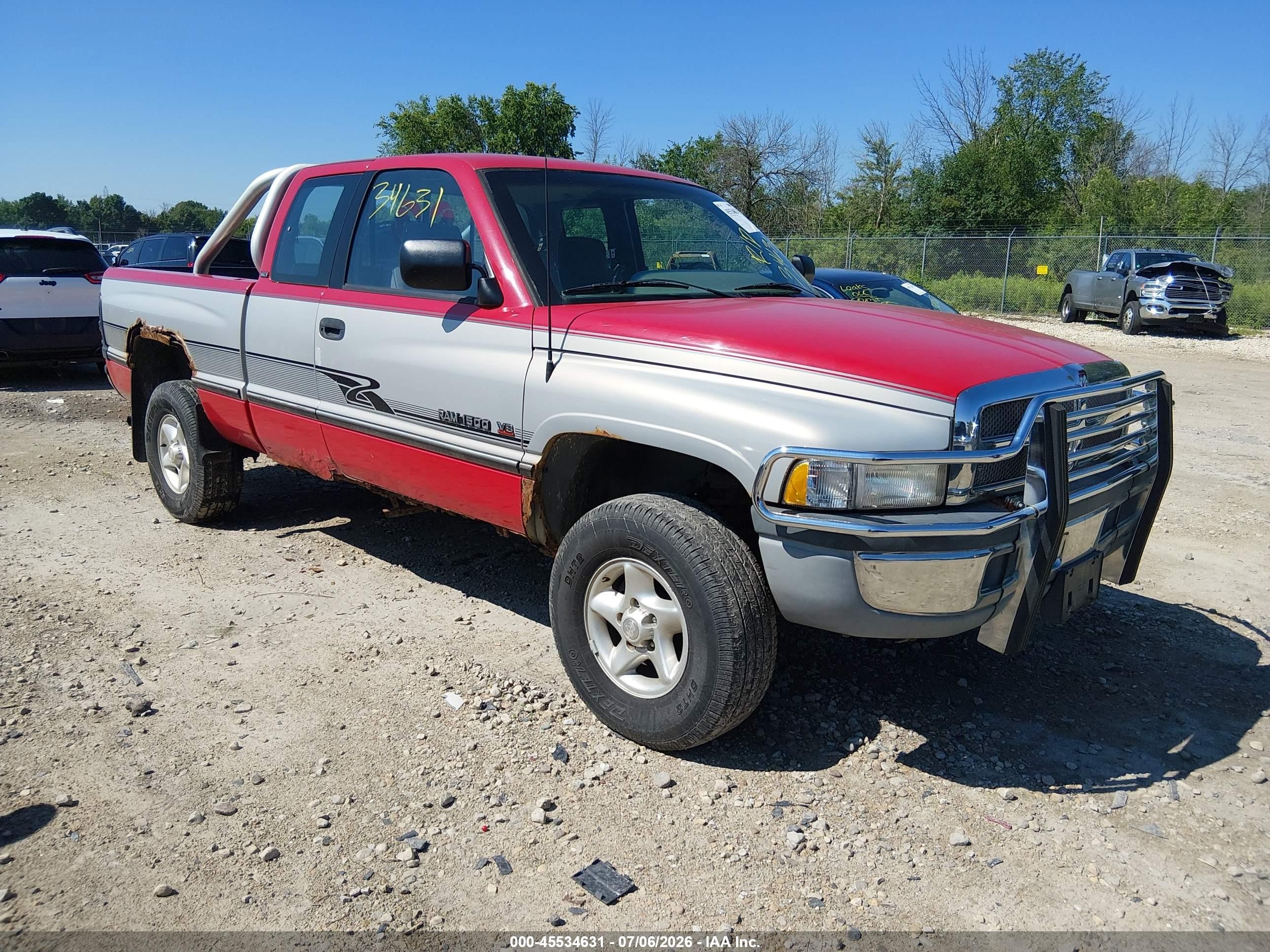1996 Dodge Ram 1500   Серебряный vin: 3B7HF13Z9TG159858