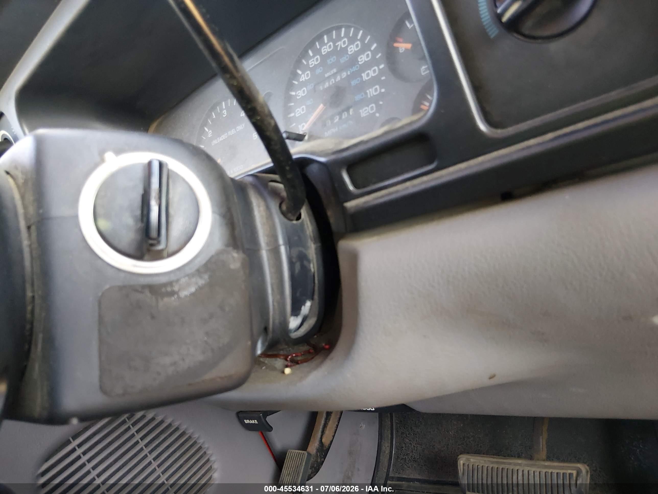 1996 Dodge Ram 1500   Silver vin: 3B7HF13Z9TG159858