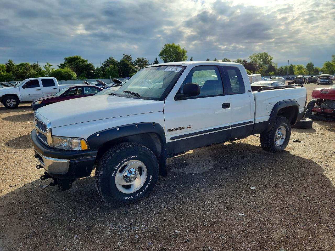 2001 Dodge Ram 1500 Белый vin: 3B7HF13ZX1G251185