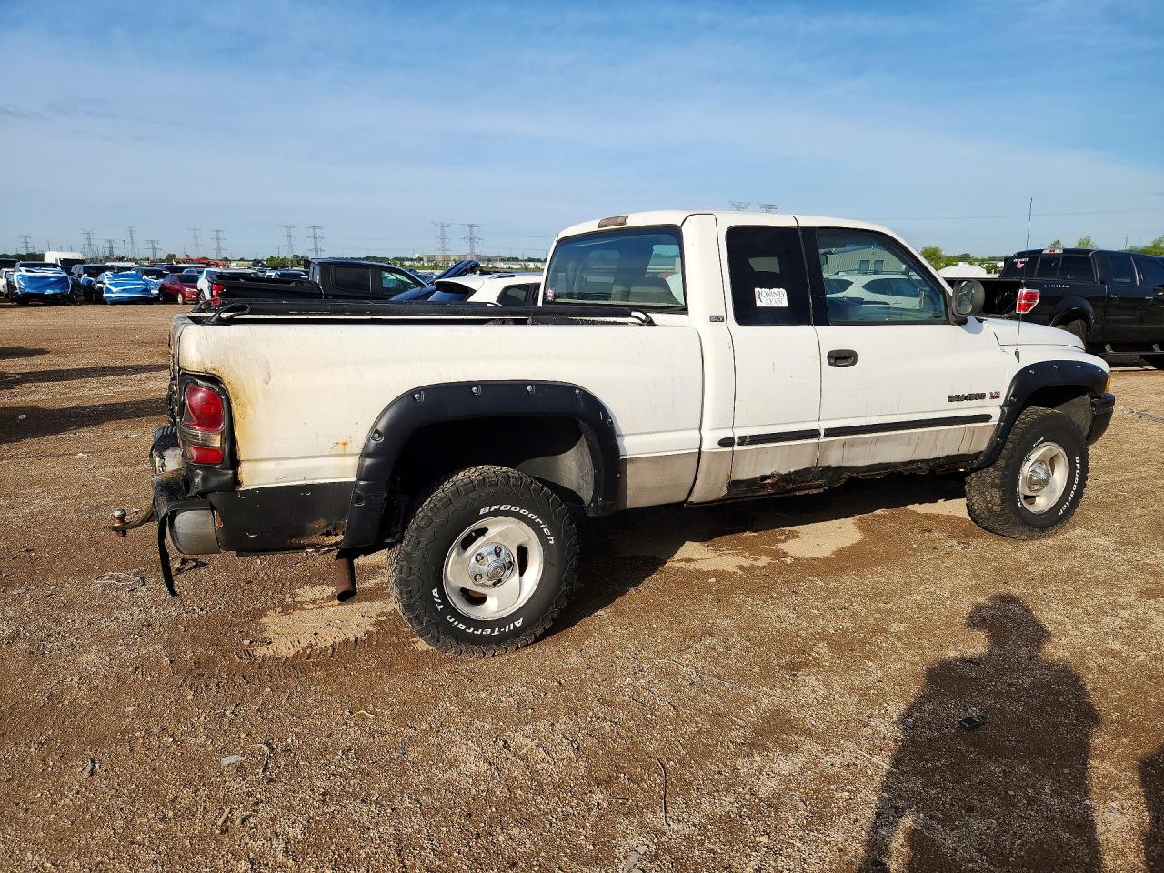 2001 Dodge Ram 1500 White vin: 3B7HF13ZX1G251185