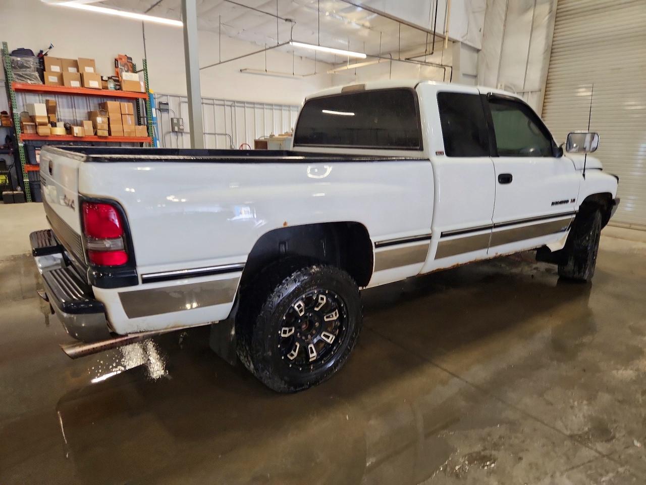 1996 Dodge Ram 1500 White vin: 3B7HF13ZXTM187489