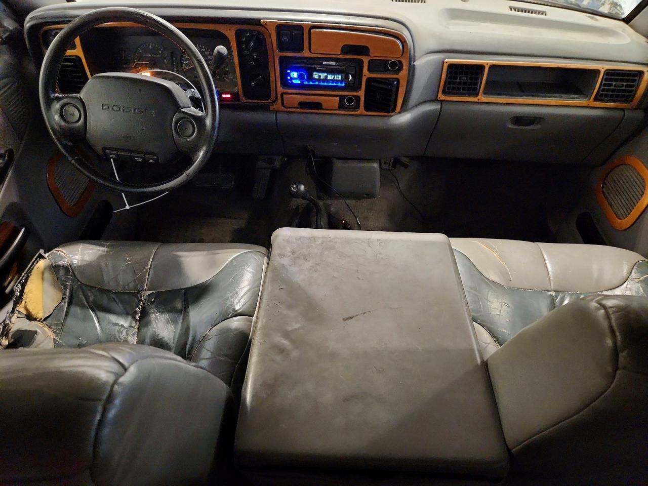 1996 Dodge Ram 1500 White vin: 3B7HF13ZXTM187489