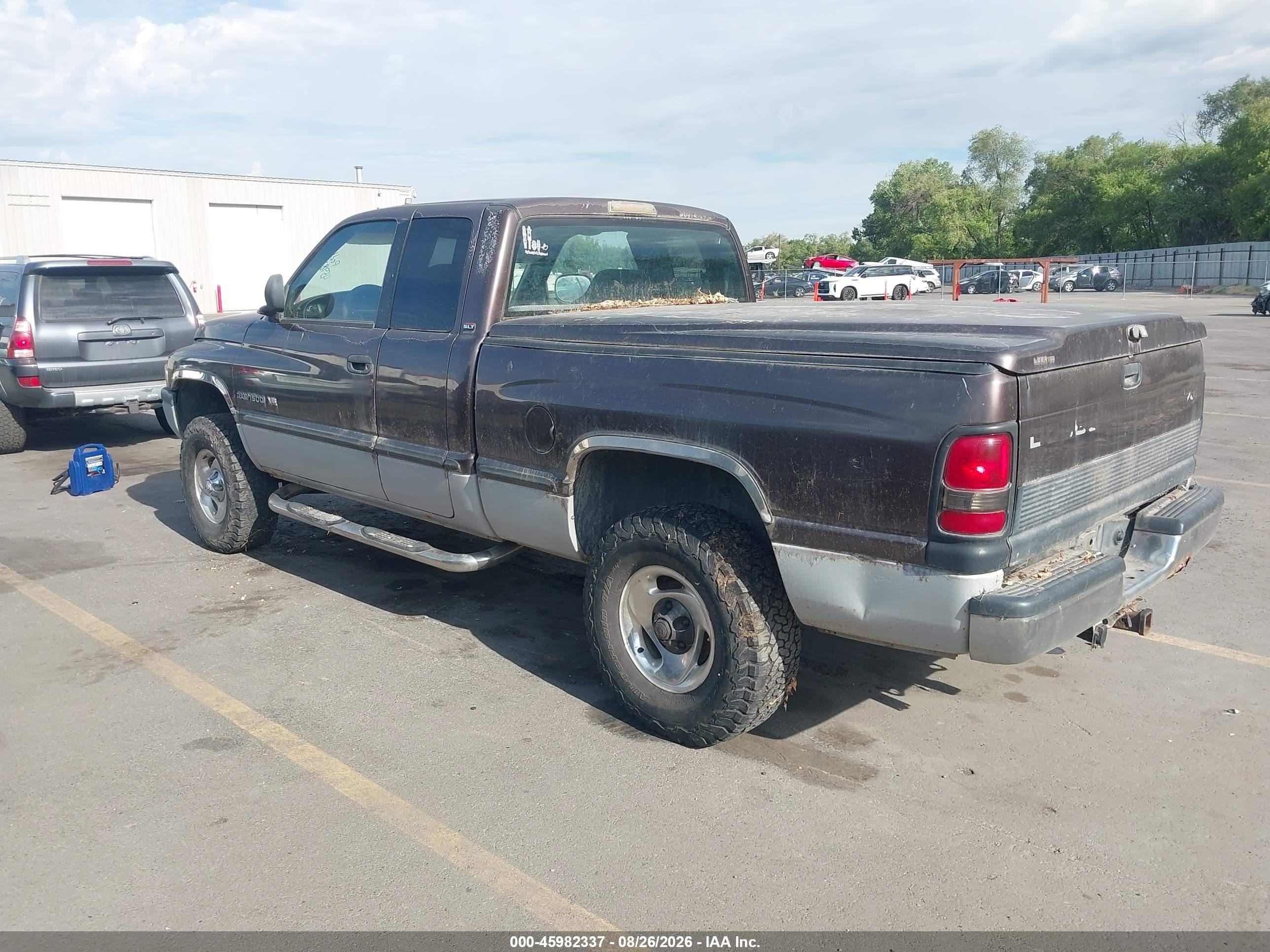 1998 Dodge Ram 1500 St Коричневый vin: 3B7HF13ZXWG200633