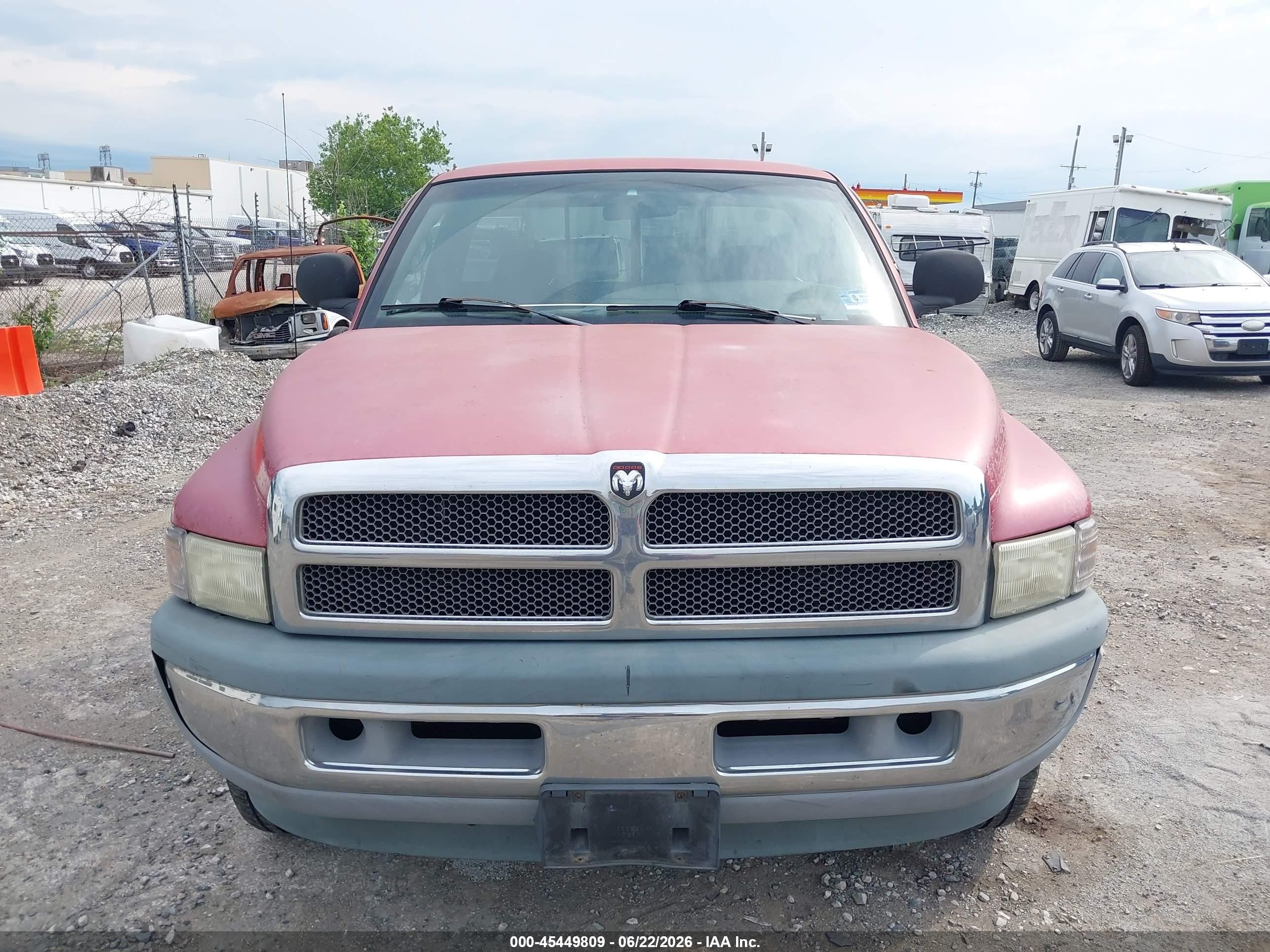1999 Dodge Ram 1500 St Красный vin: 3B7HF16Y1XM567457