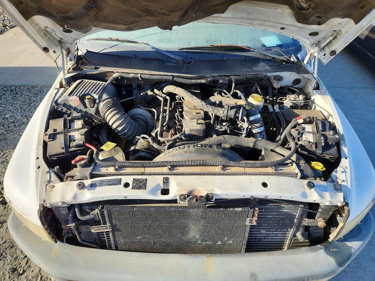 1998 Dodge Ram 2500 White vin: 3B7KC22D7WG155872