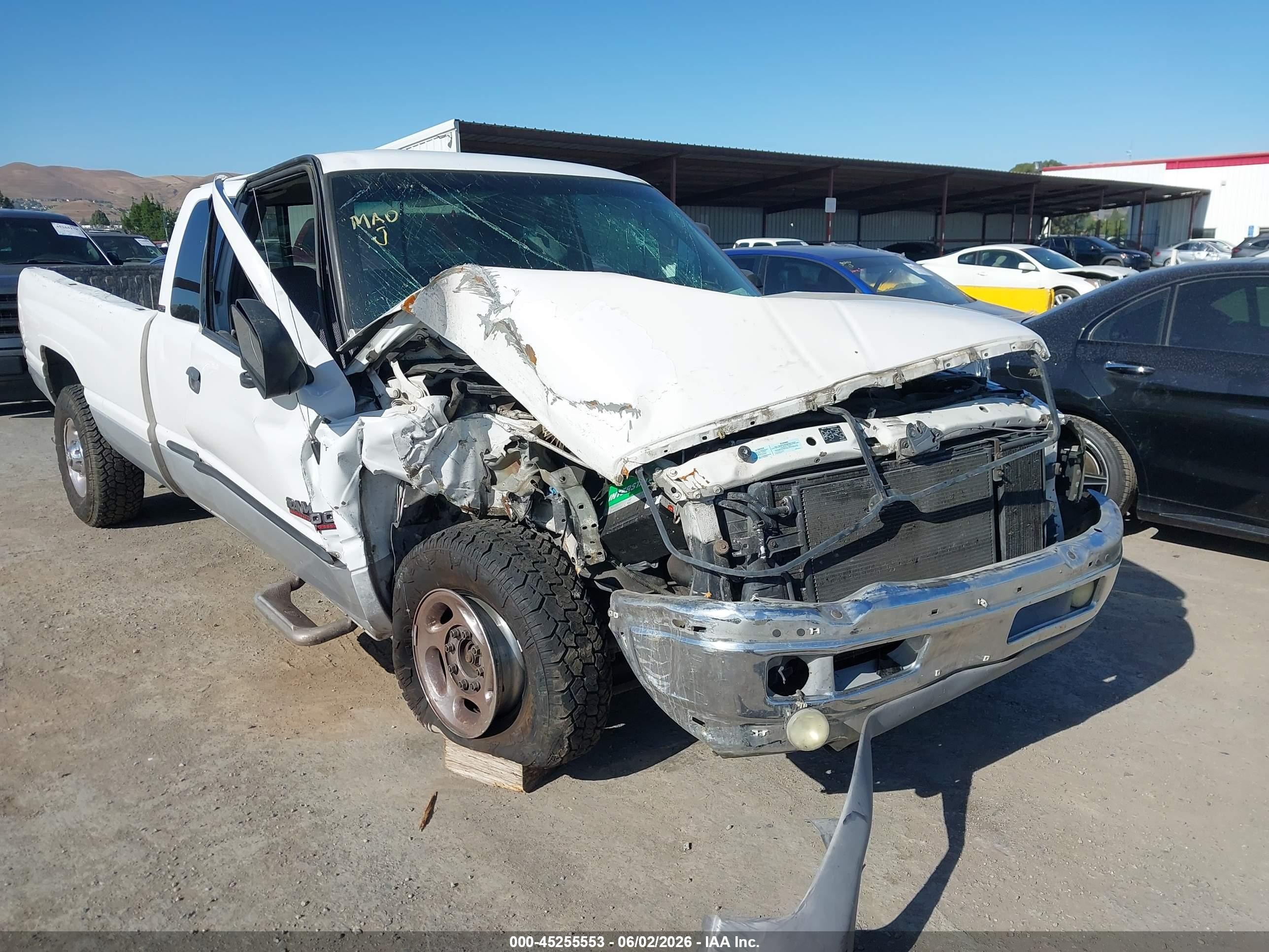 2002 Dodge Ram 2500 St White vin: 3B7KC23632M202424