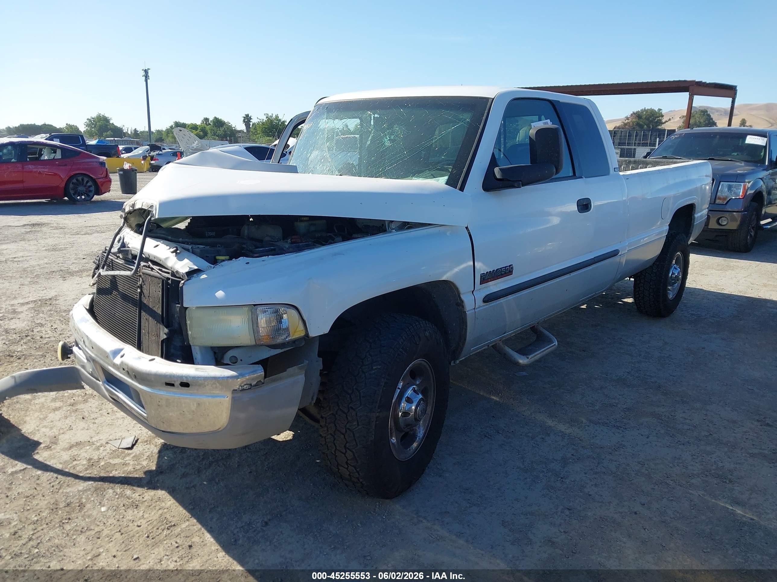 2002 Dodge Ram 2500 St White vin: 3B7KC23632M202424