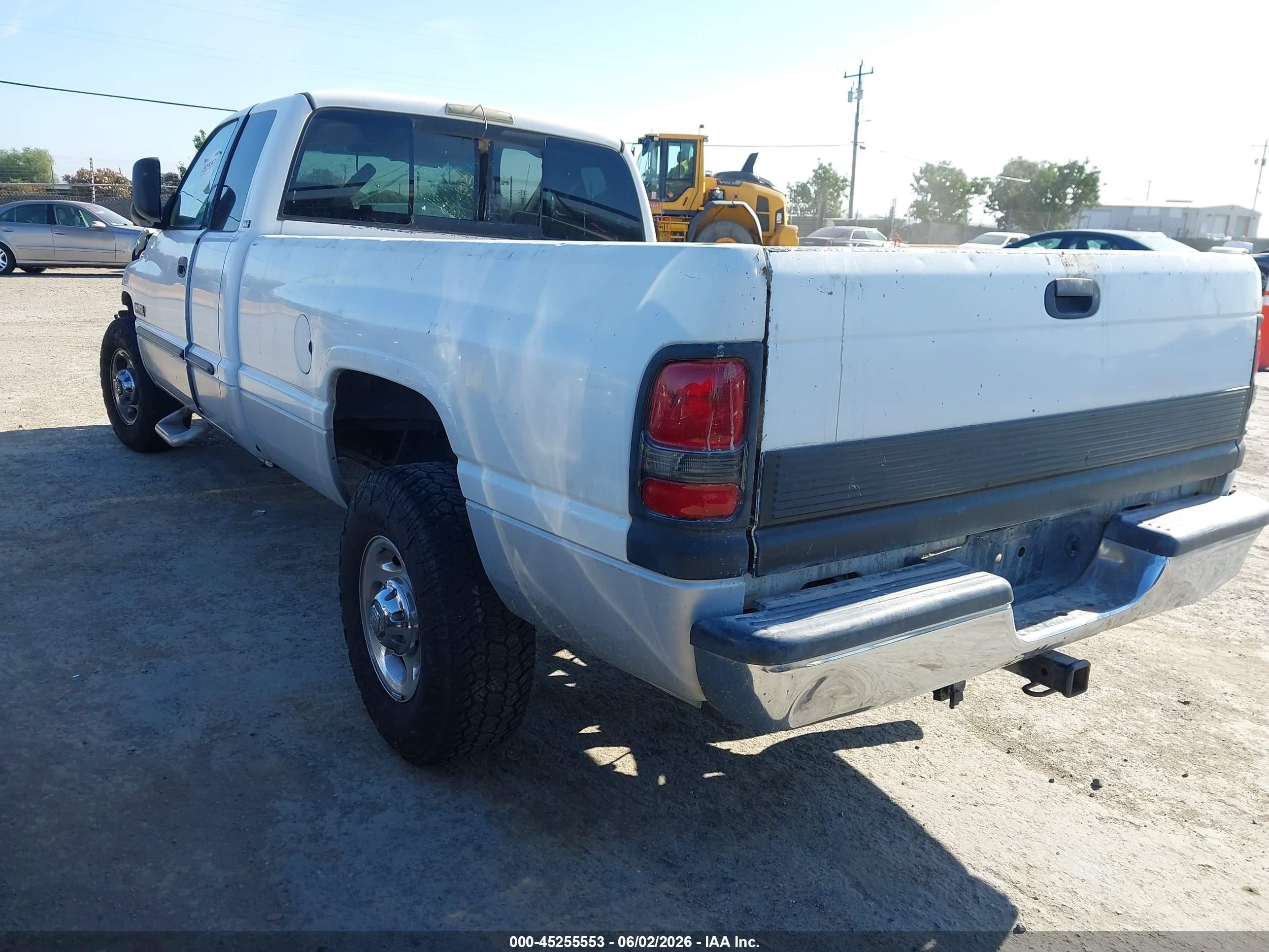 2002 Dodge Ram 2500 St White vin: 3B7KC23632M202424