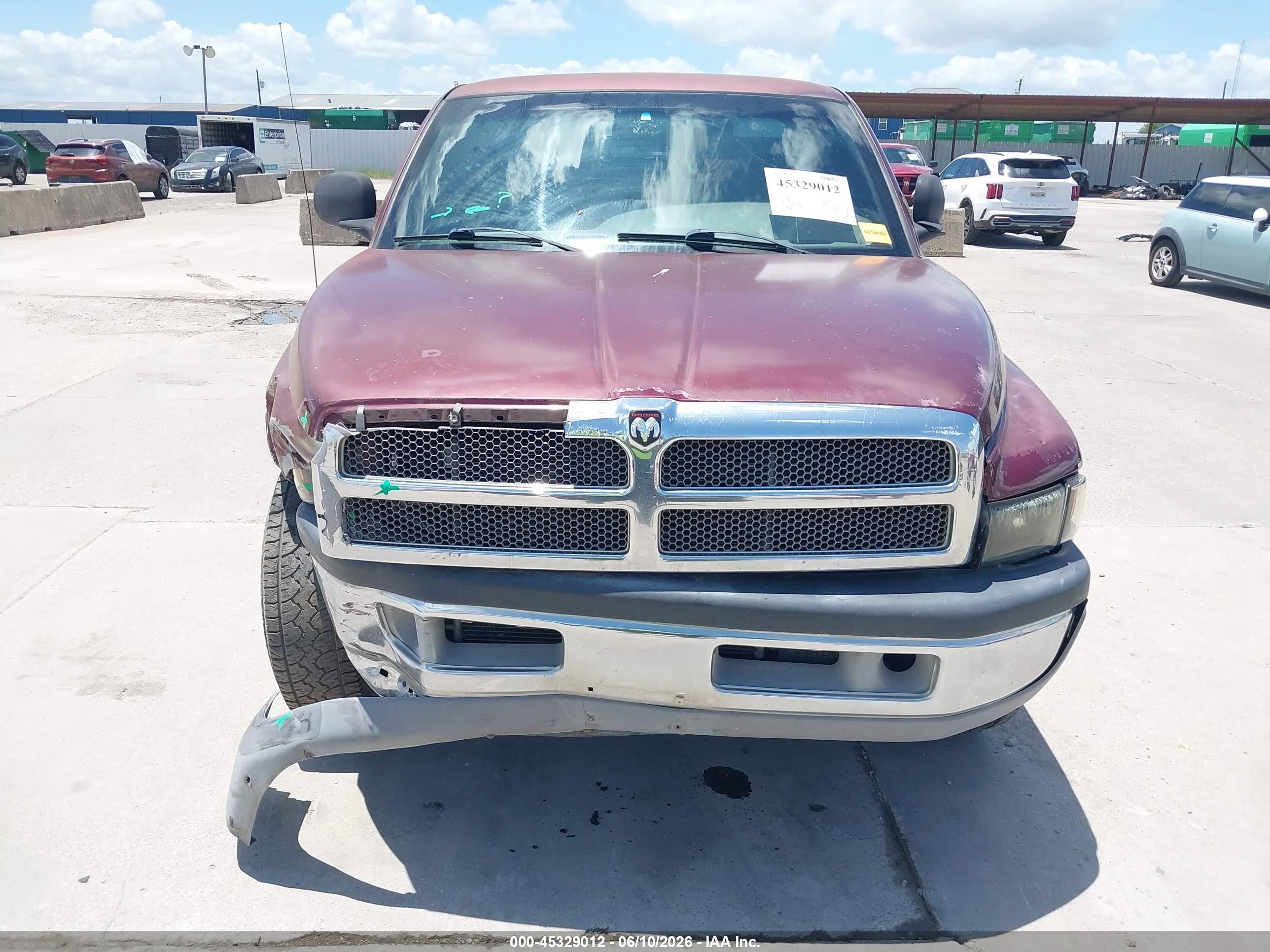 2001 Dodge Ram 2500 St Красный vin: 3B7KC23641G749649