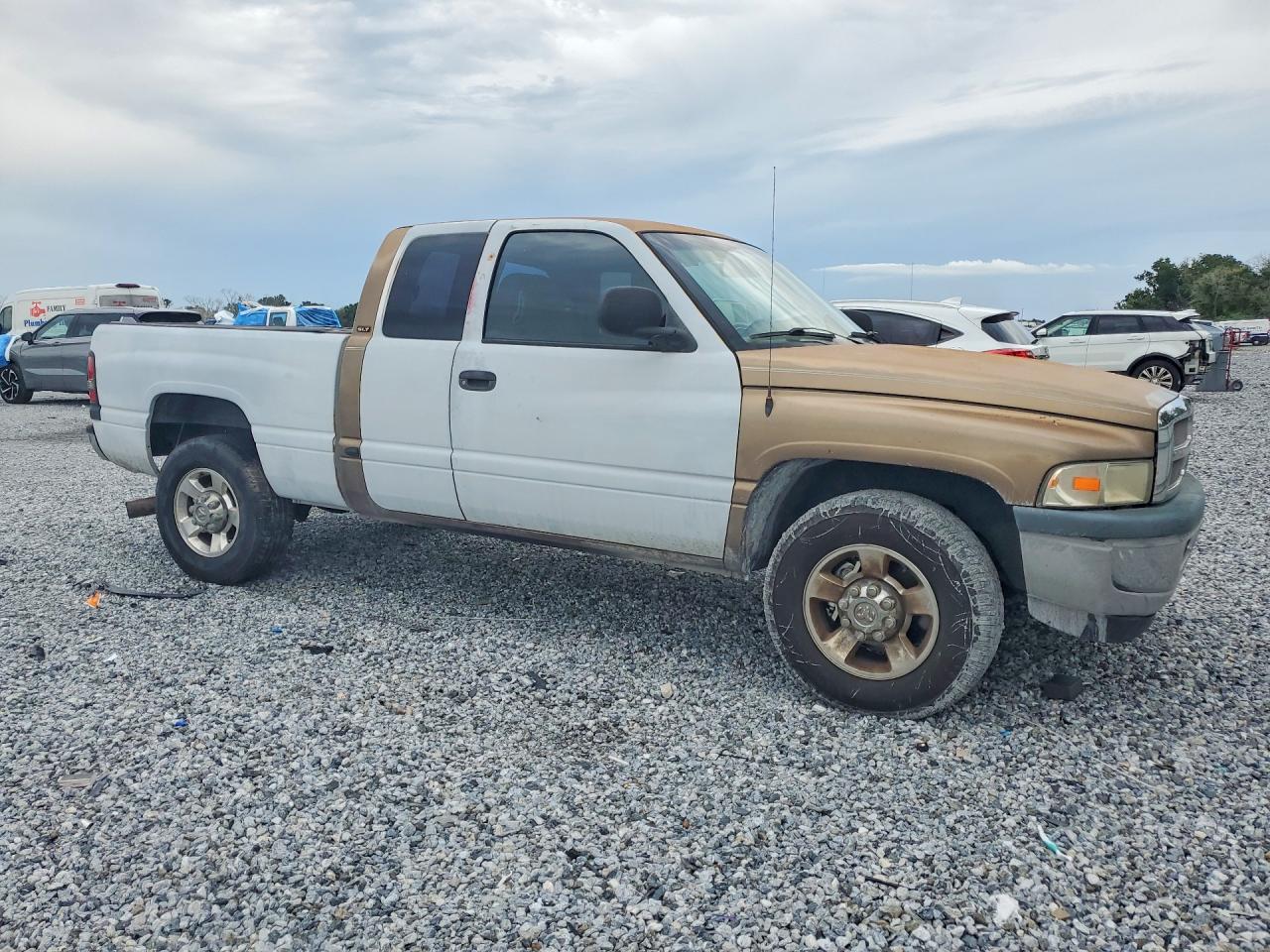 2001 Dodge Ram 2500 Gold vin: 3B7KC23651G192024