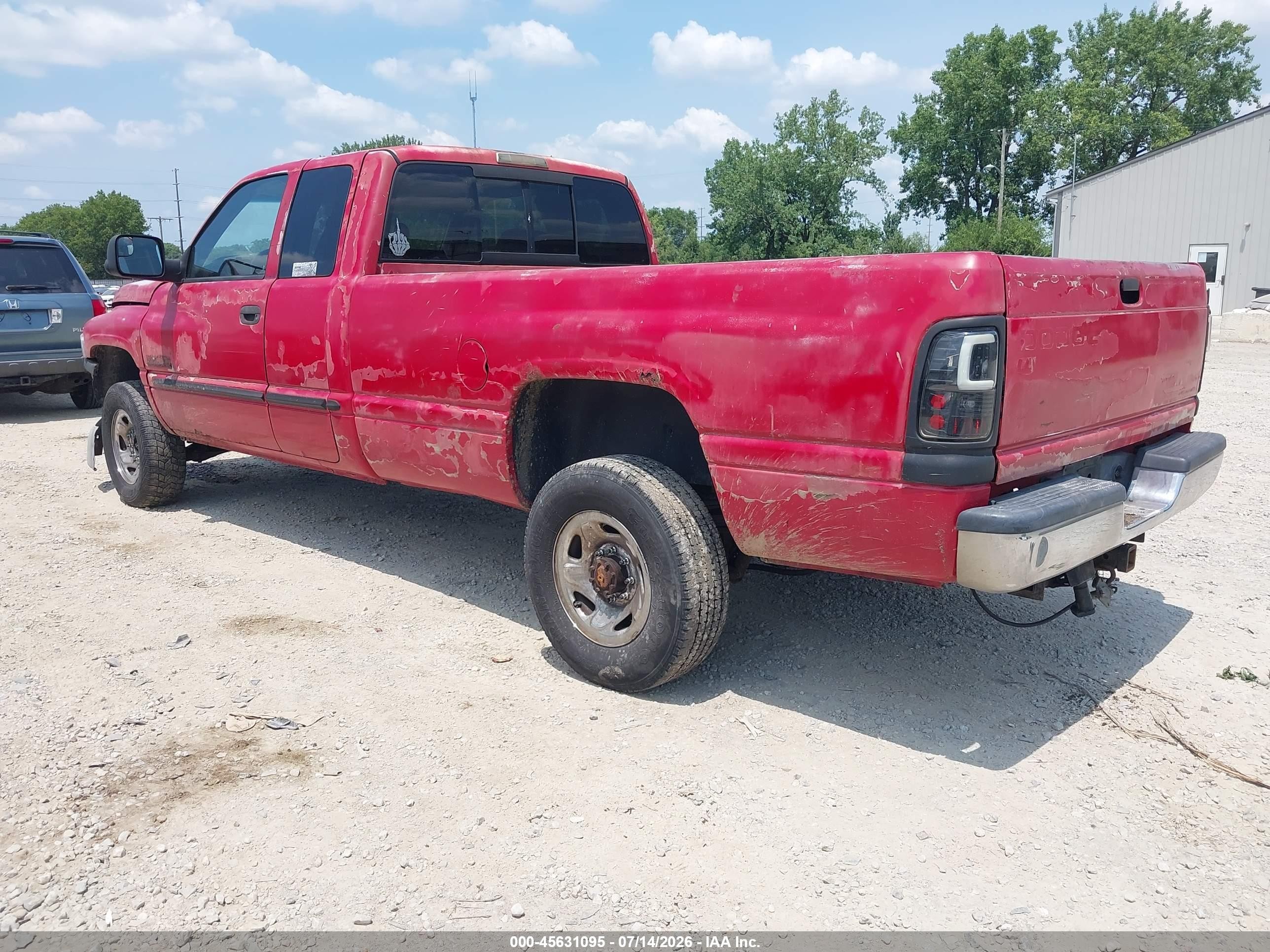 2000 Dodge Ram 2500 St Red vin: 3B7KC2366YG122929