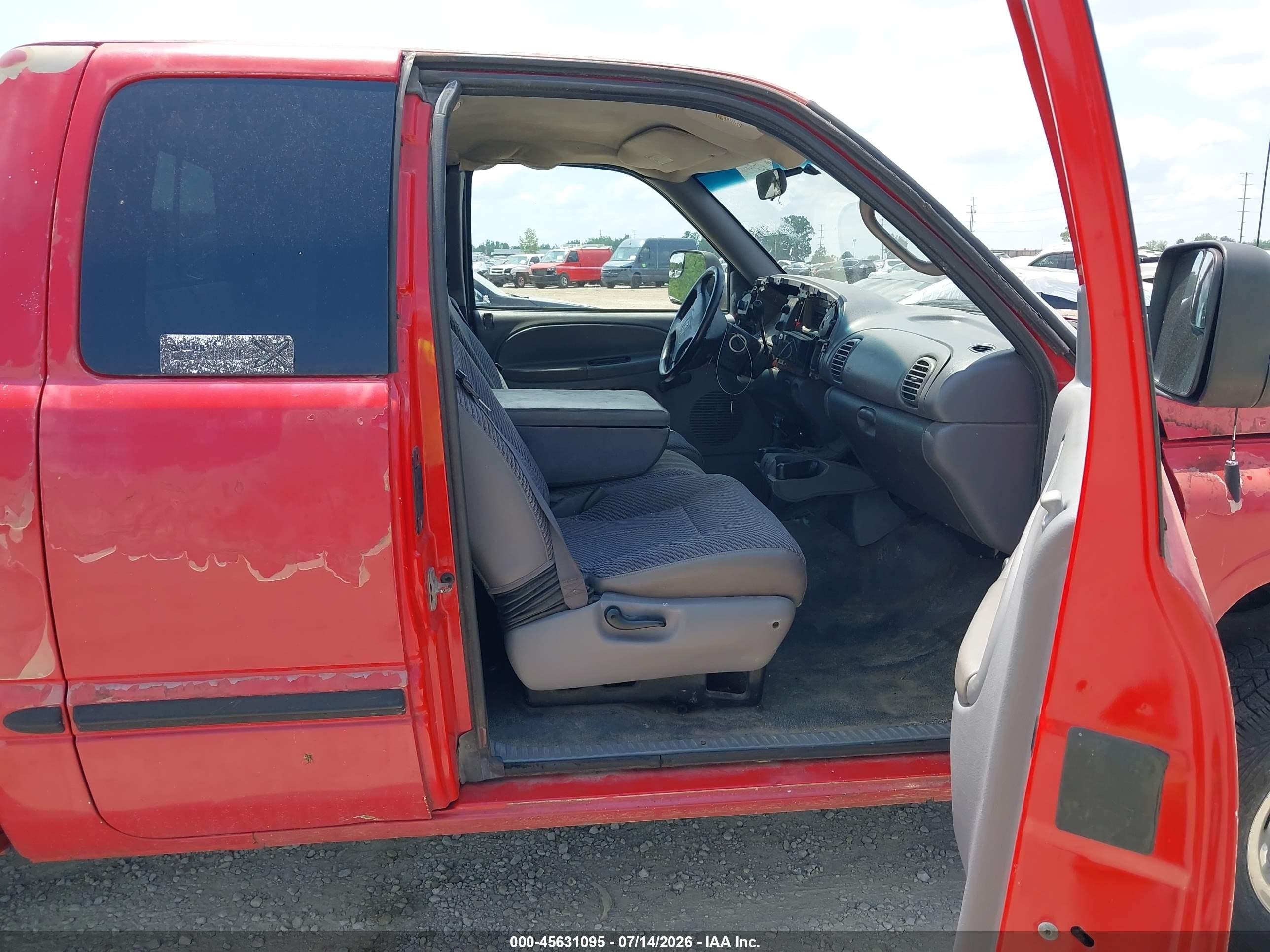 2000 Dodge Ram 2500 St Red vin: 3B7KC2366YG122929