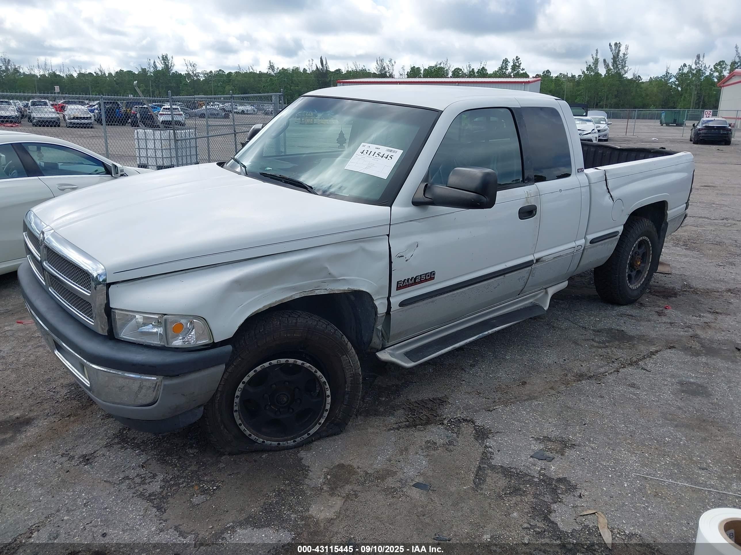 1999 Dodge Ram 2500 St White vin: 3B7KC2369XG236101