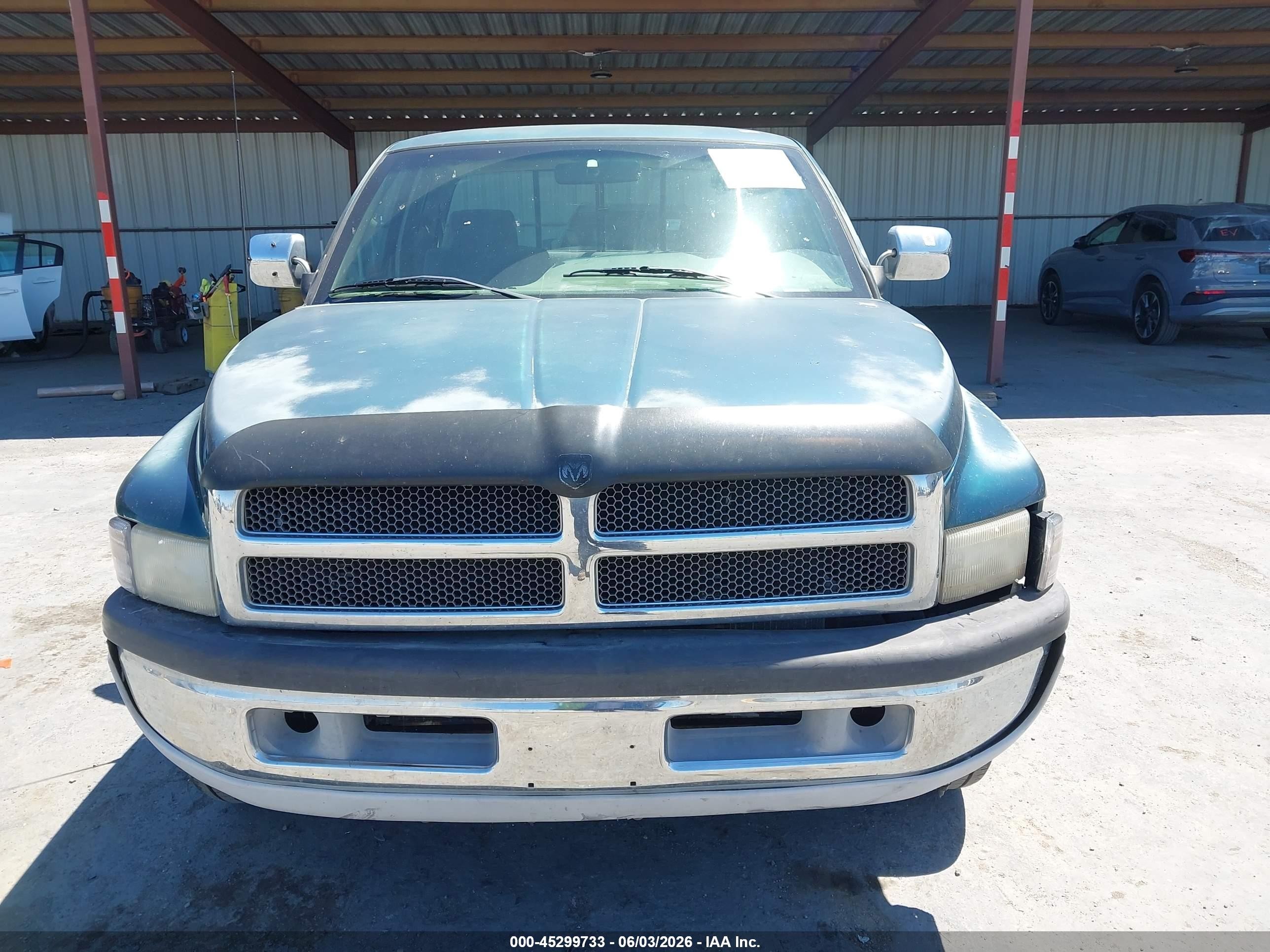 1996 Dodge Ram 2500   Зеленый vin: 3B7KC23CXTM173091