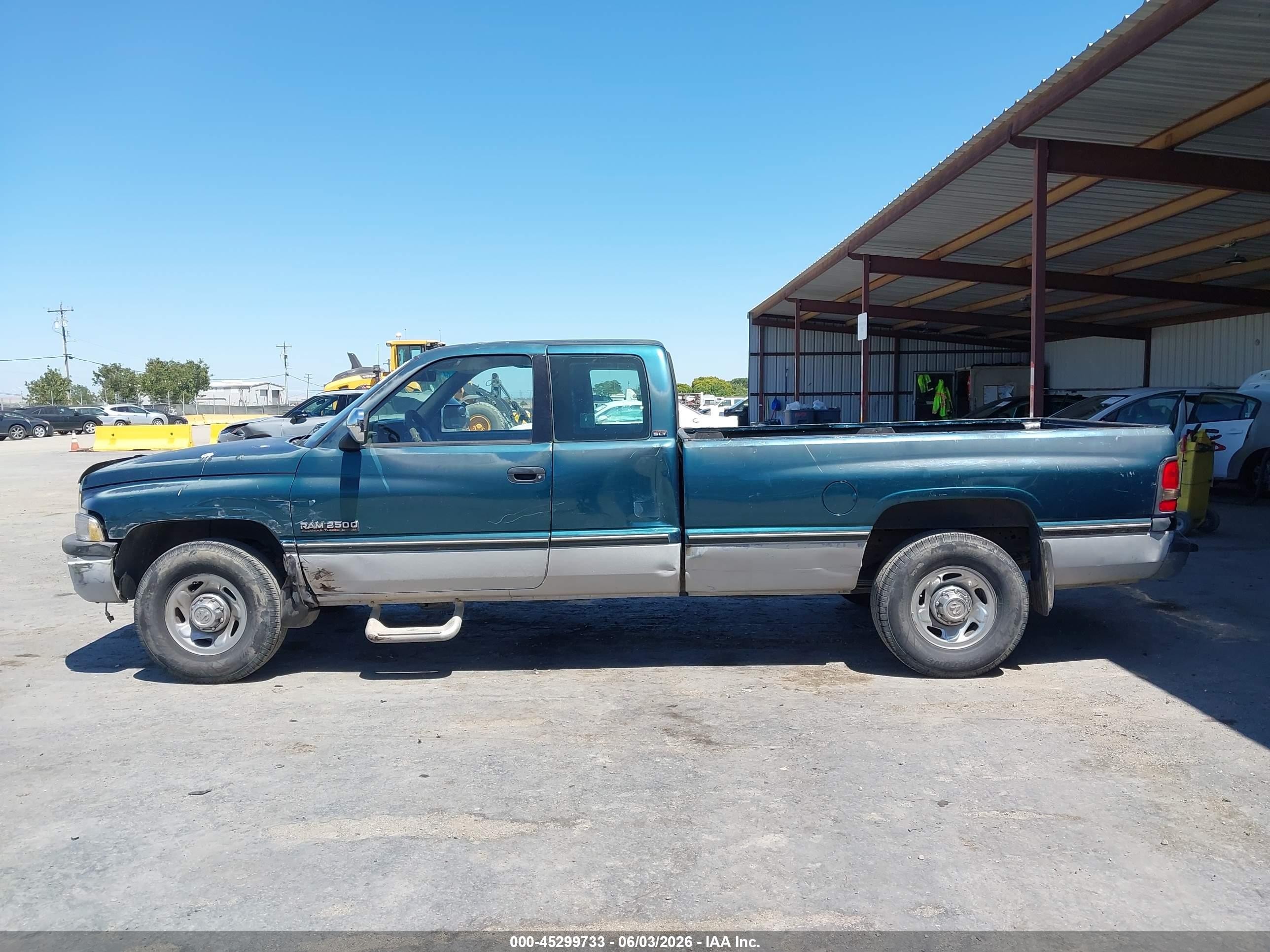 1996 Dodge Ram 2500   Зеленый vin: 3B7KC23CXTM173091