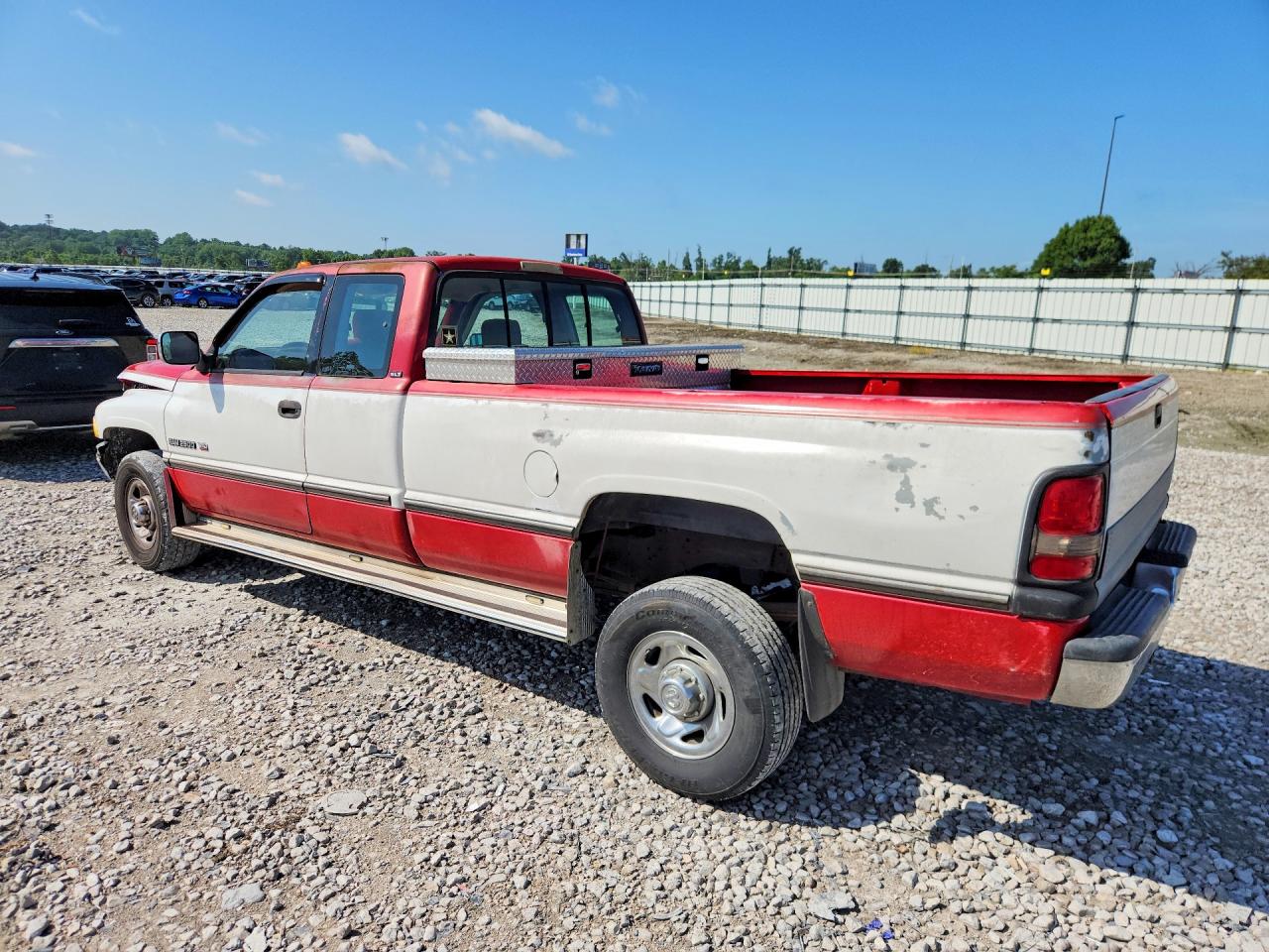 1995 Dodge Ram 2500 Two Tone vin: 3B7KC23W6SM112278