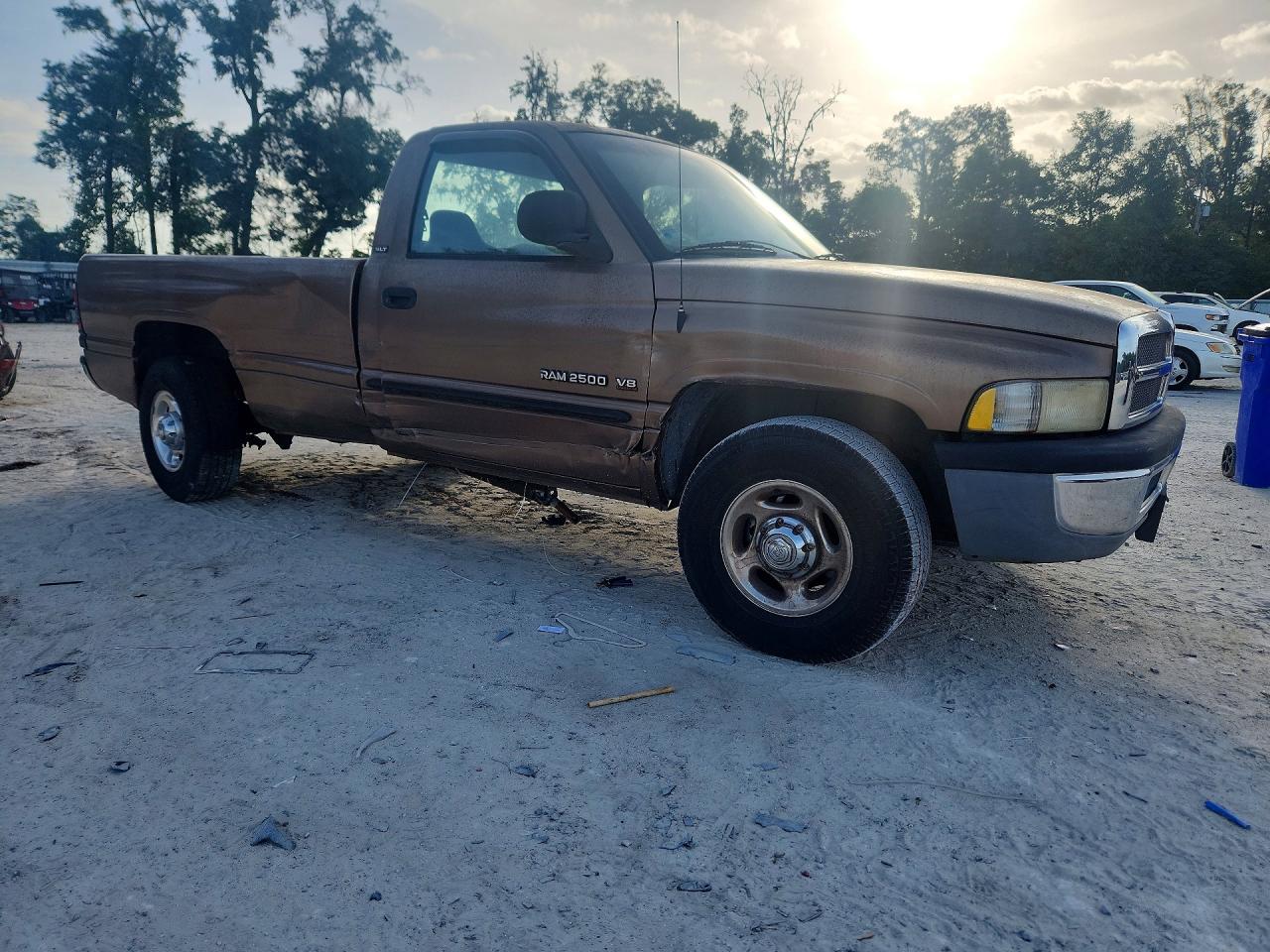 2001 Dodge Ram 2500 Tan vin: 3B7KC26Z31M289911