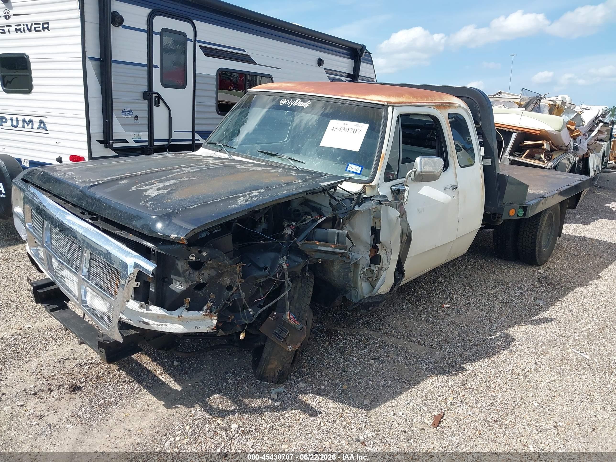 1993 Dodge D-series D200/d250 White vin: 3B7KE23C6PM146910