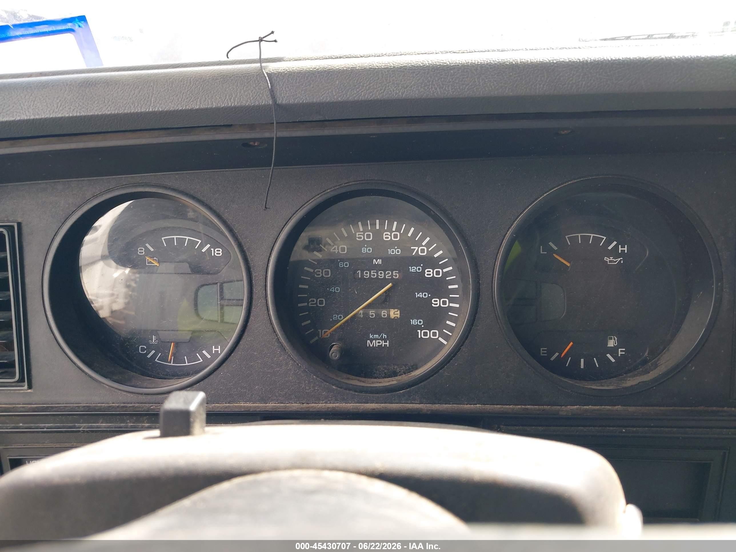 1993 Dodge D-series D200/d250 White vin: 3B7KE23C6PM146910