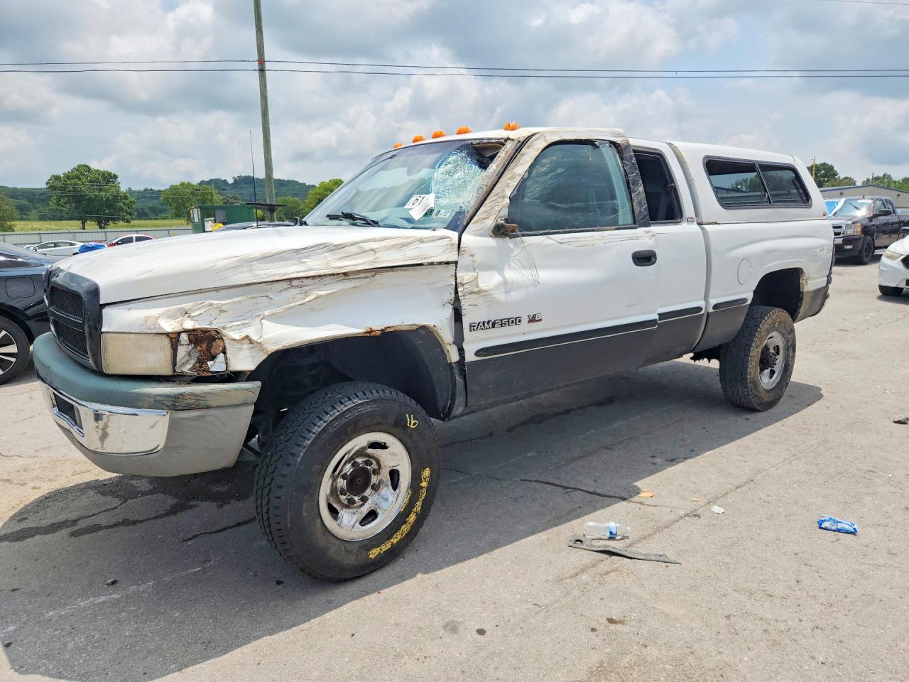 1998 Dodge Ram 2500 White vin: 3B7KF22Z8WG106778