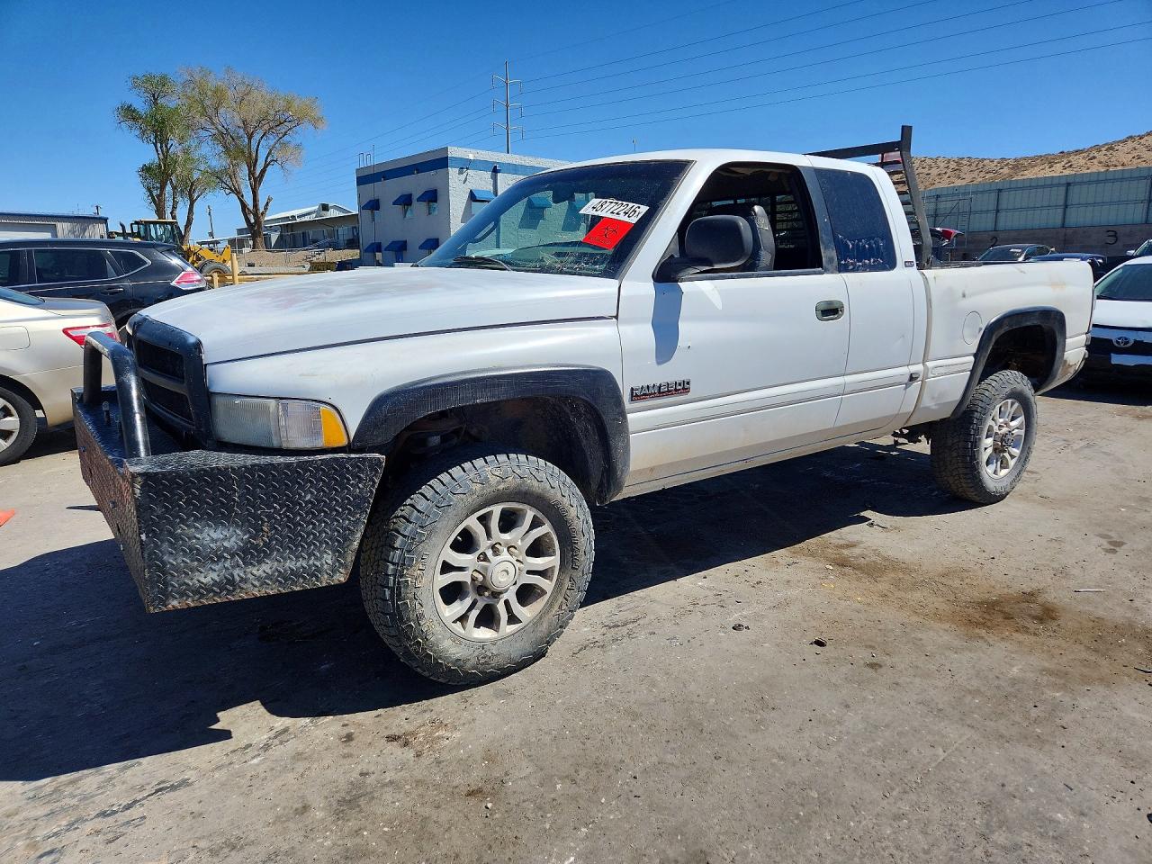 1999 Dodge Ram 2500 Белый vin: 3B7KF2360XG168164