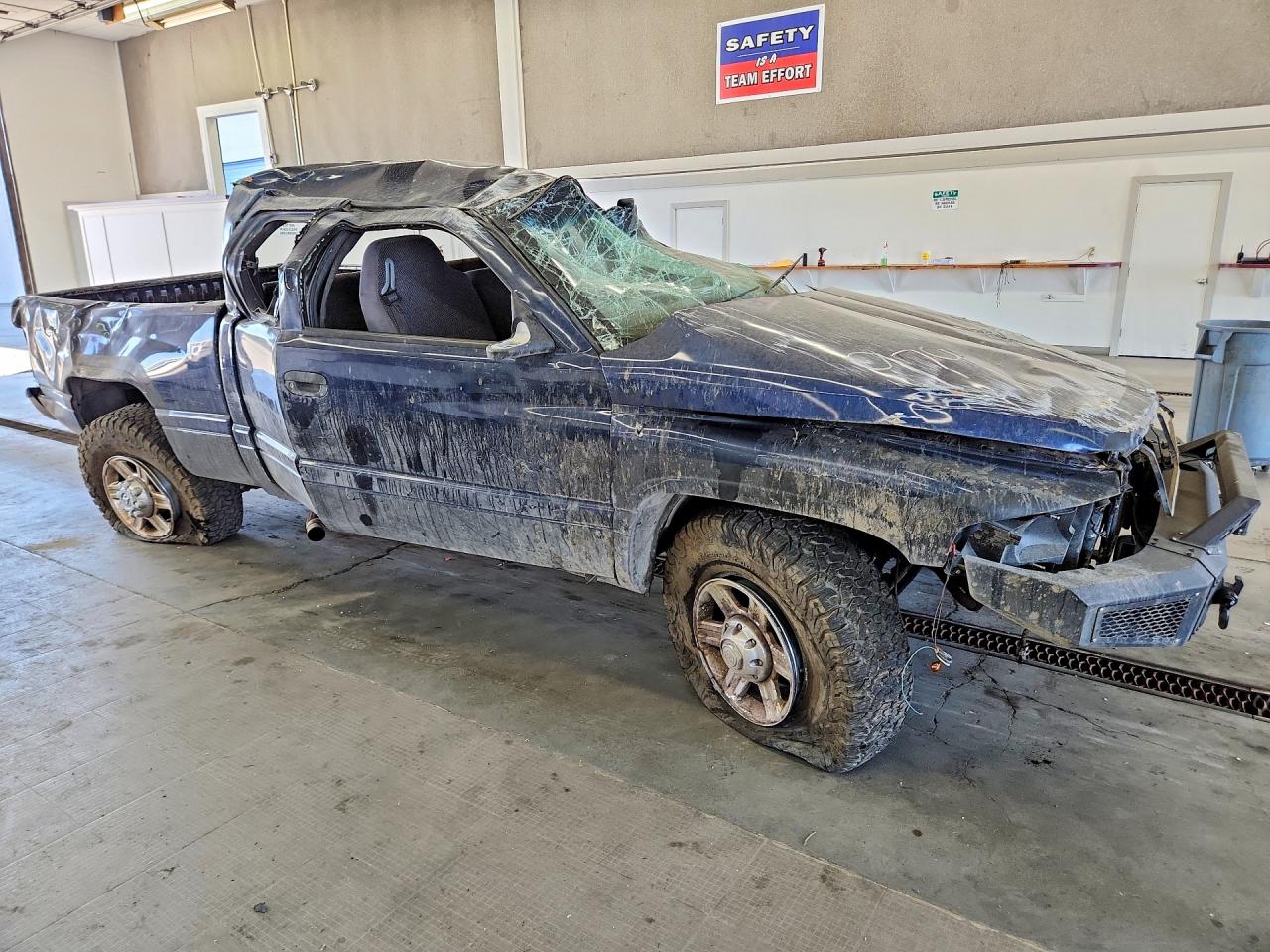 2000 Dodge Ram 2500 Black vin: 3B7KF2361YG153111