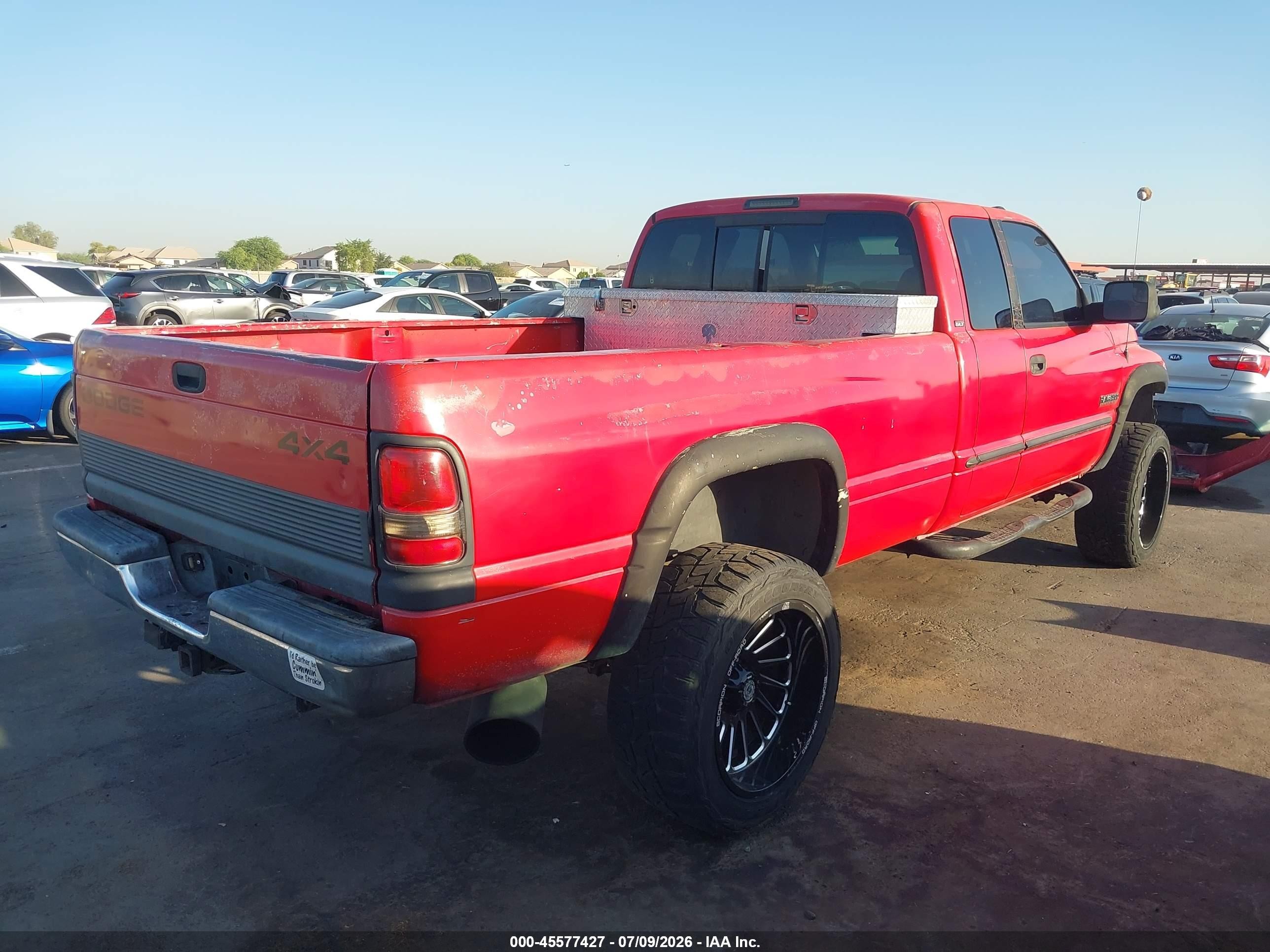2000 Dodge Ram 2500 St Red vin: 3B7KF2362YG143977
