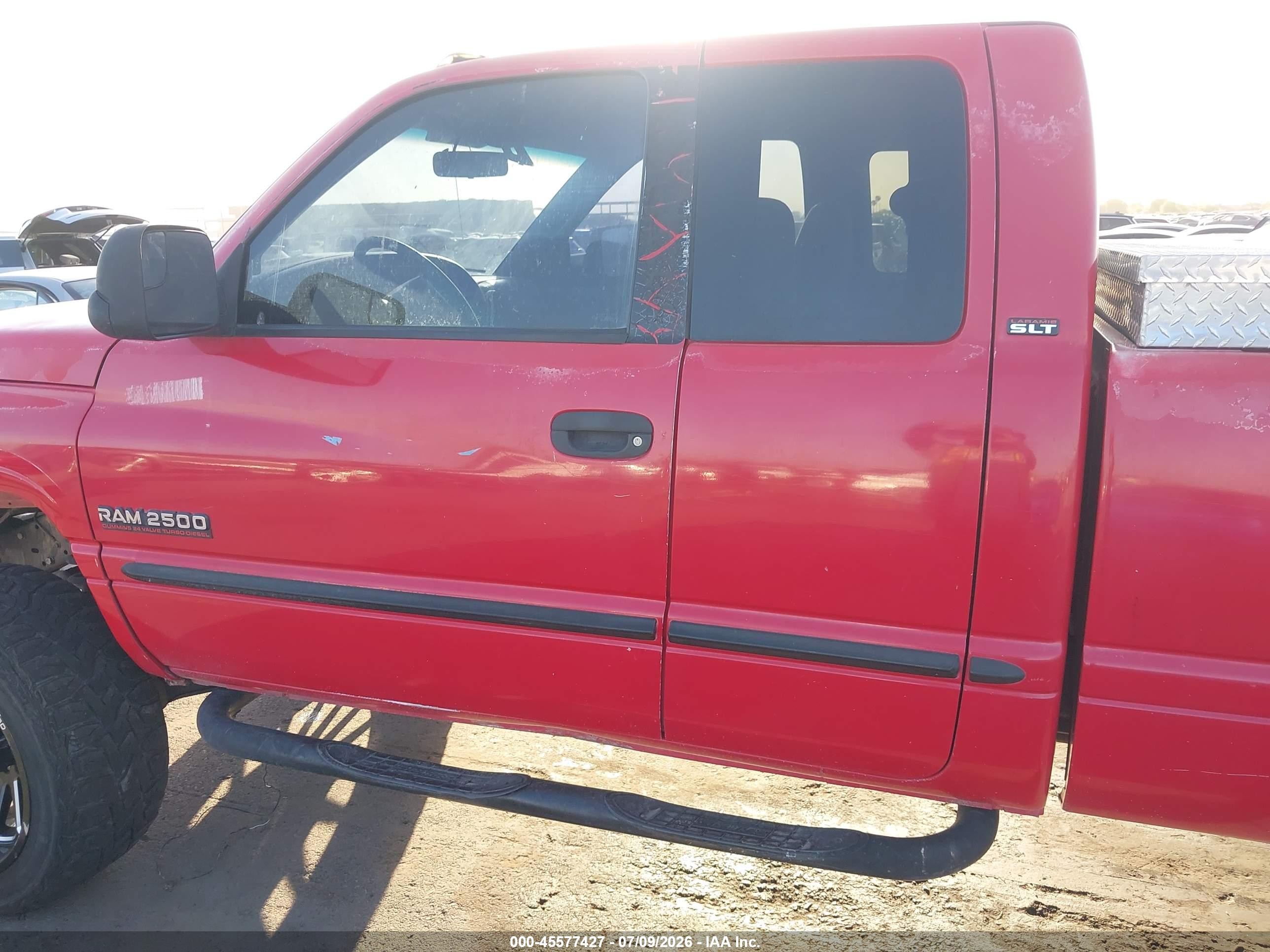 2000 Dodge Ram 2500 St Red vin: 3B7KF2362YG143977