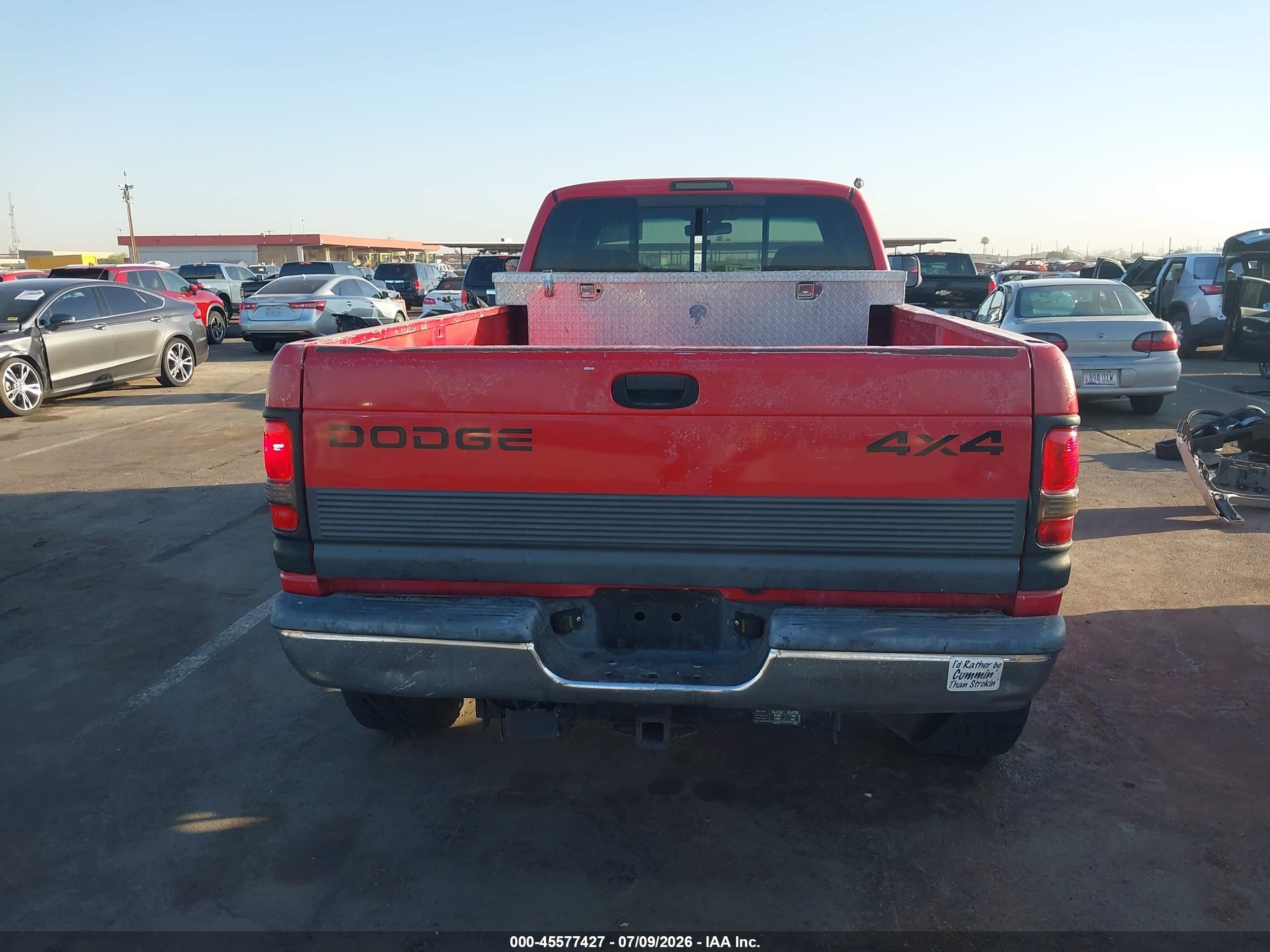 2000 Dodge Ram 2500 St Red vin: 3B7KF2362YG143977
