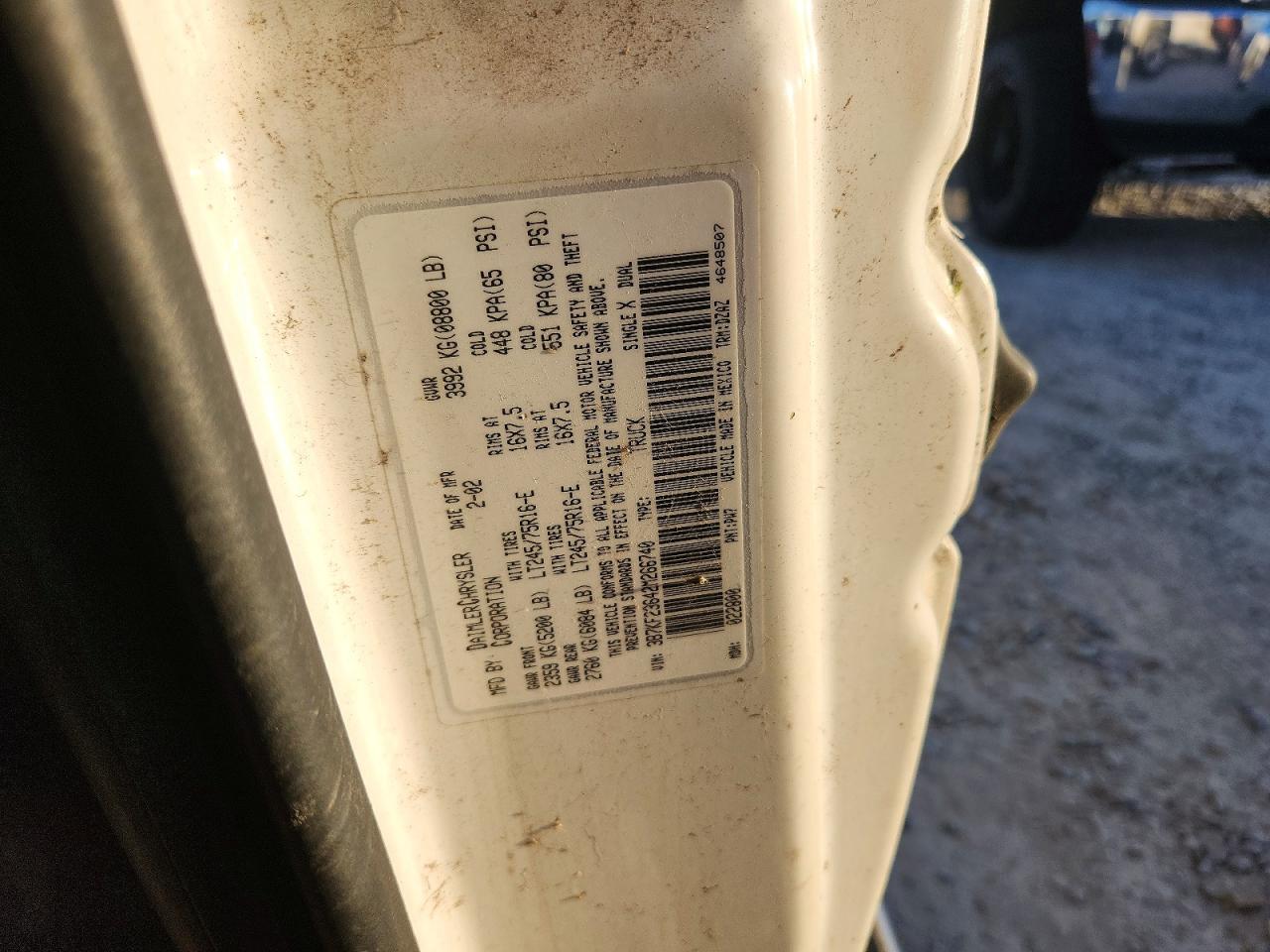 2002 Dodge Ram 2500 White vin: 3B7KF23642M266740