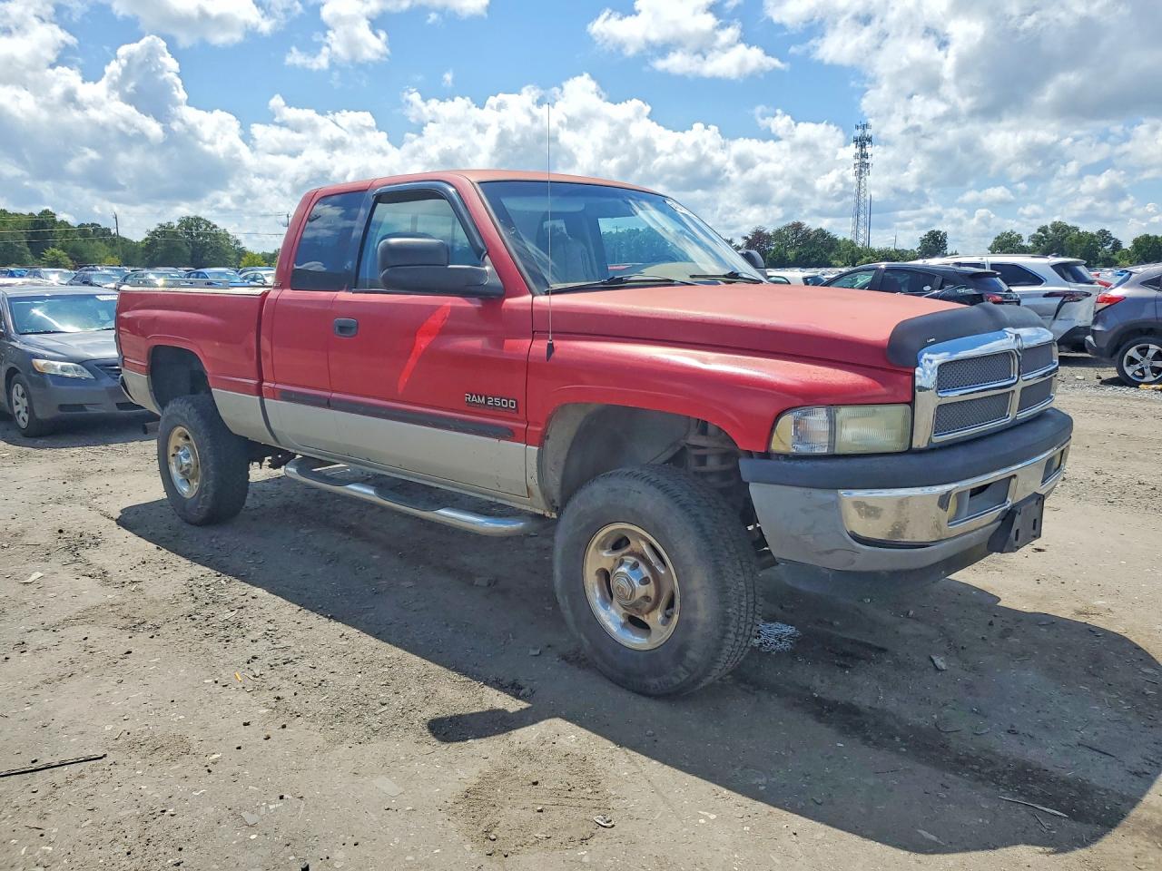 2002 Dodge Ram 2500 Красный vin: 3B7KF23652M314911