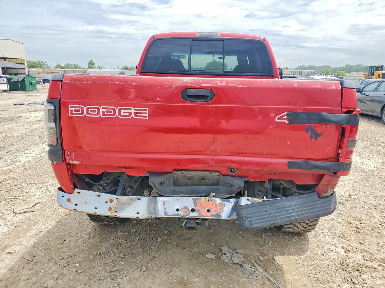 1999 Dodge Ram 2500 Red vin: 3B7KF2366XG233955