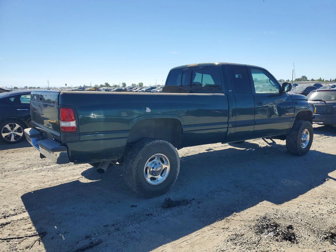 2000 Dodge Ram 2500 Green vin: 3B7KF2368YG157091