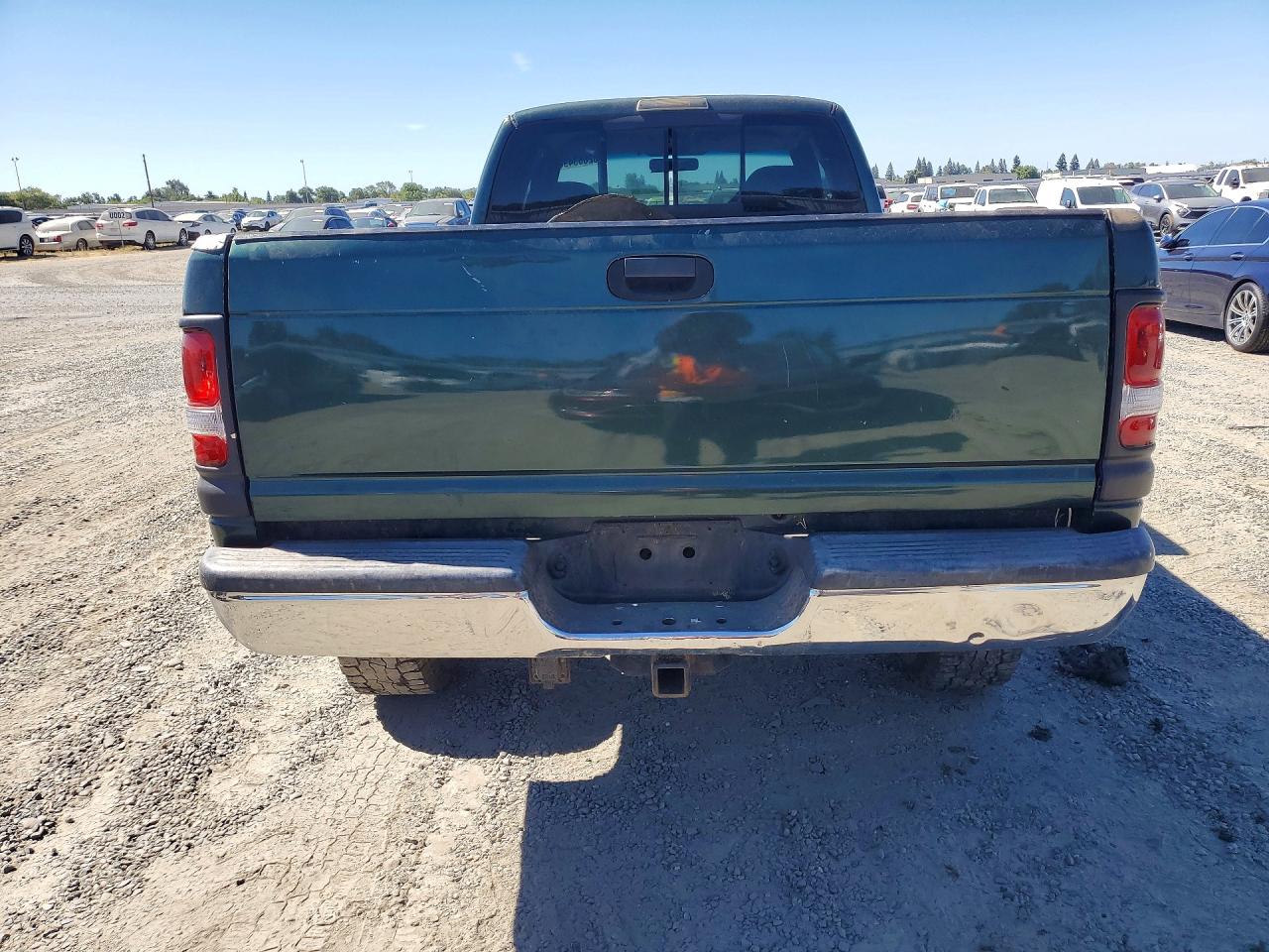 2000 Dodge Ram 2500 Green vin: 3B7KF2368YG157091