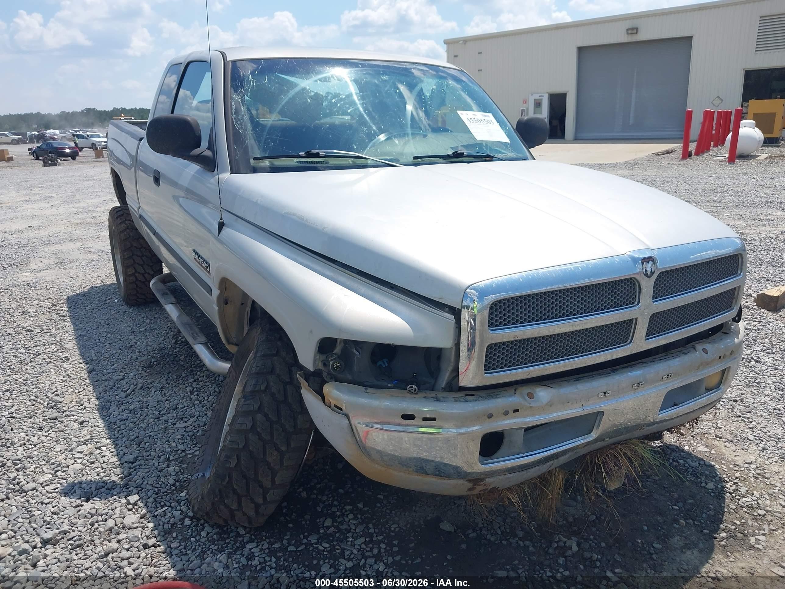 2001 Dodge Ram 2500 St Silver vin: 3B7KF236X1G188509