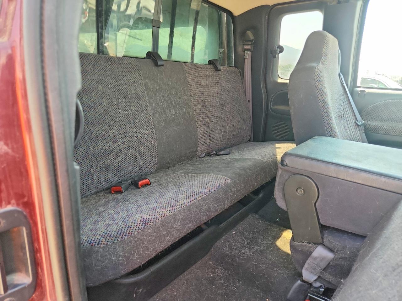 2001 Dodge Ram 2500 Бордовый vin: 3B7KF236X1G734144