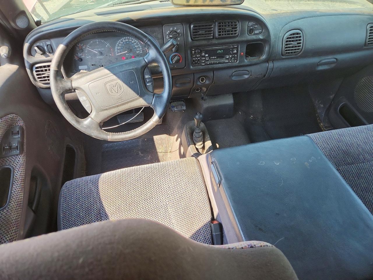 2001 Dodge Ram 2500 Бордовый vin: 3B7KF236X1G734144