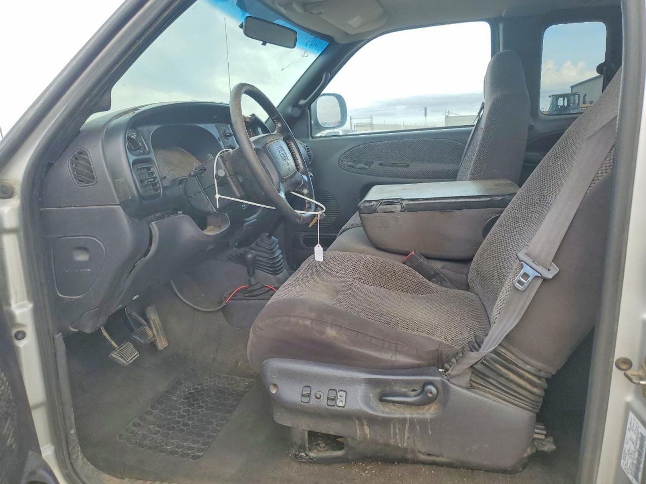 2002 Dodge Ram 2500 Silver vin: 3B7KF23C42M213526