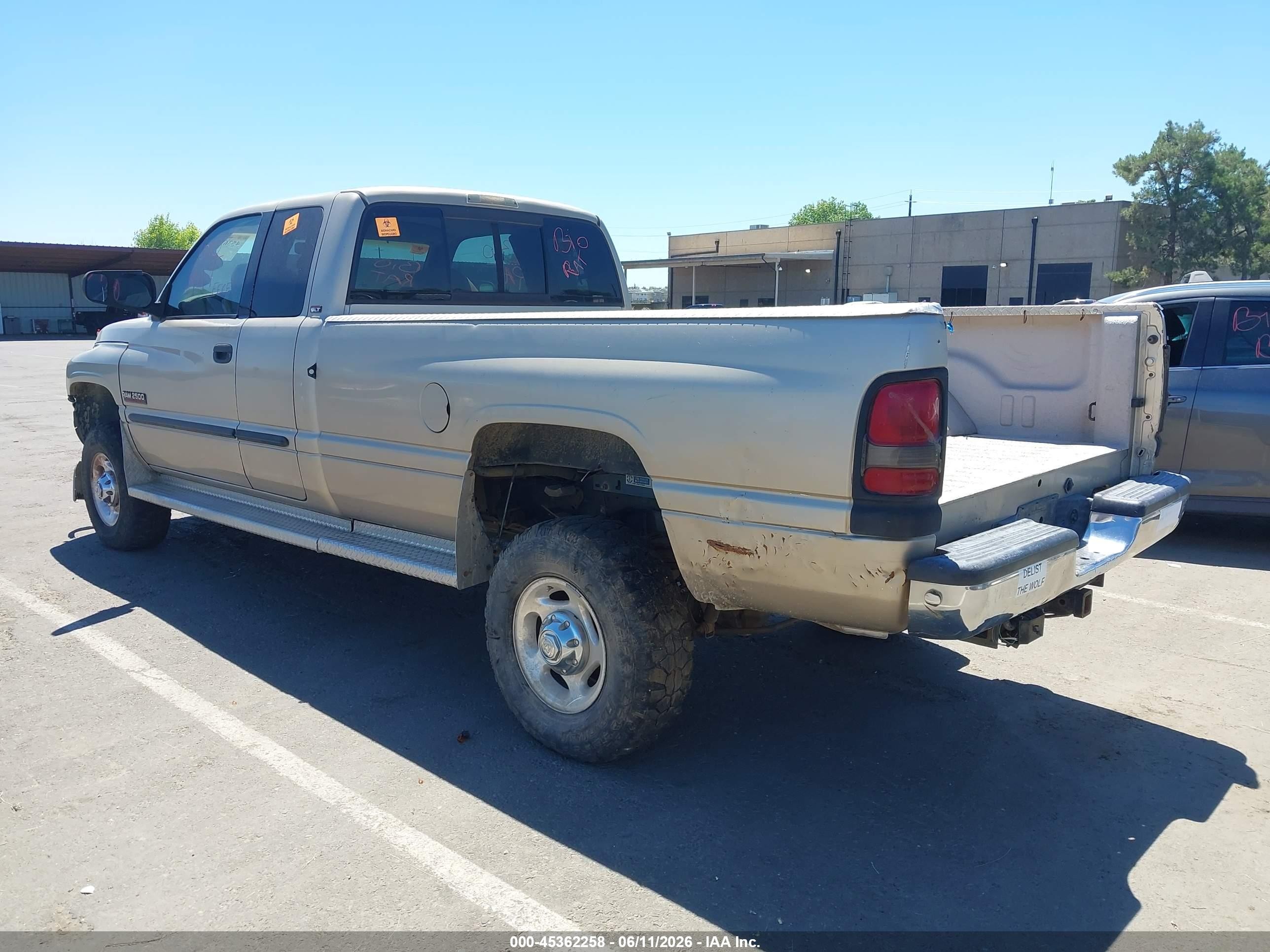 2002 Dodge Ram 2500 St Gold vin: 3B7KF23C52M260743