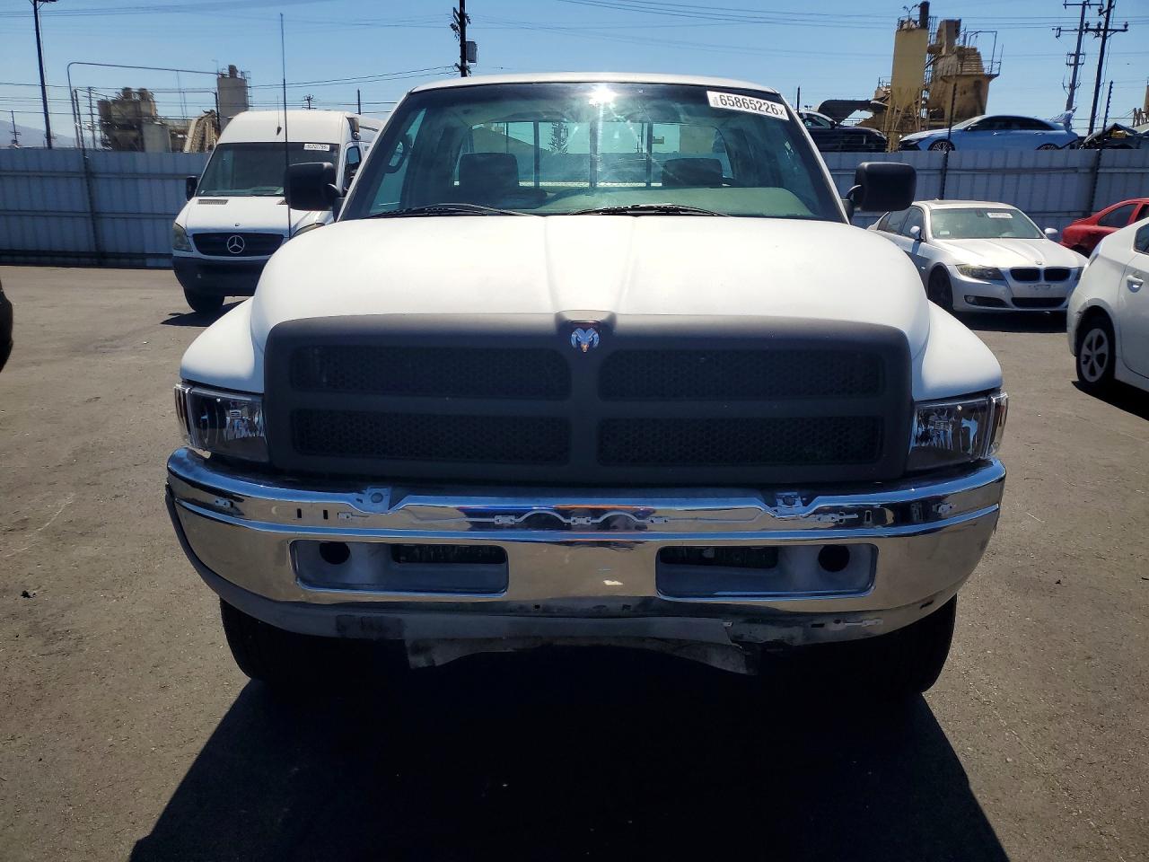 1996 Dodge Ram 2500 White vin: 3B7KF23C5TM138465