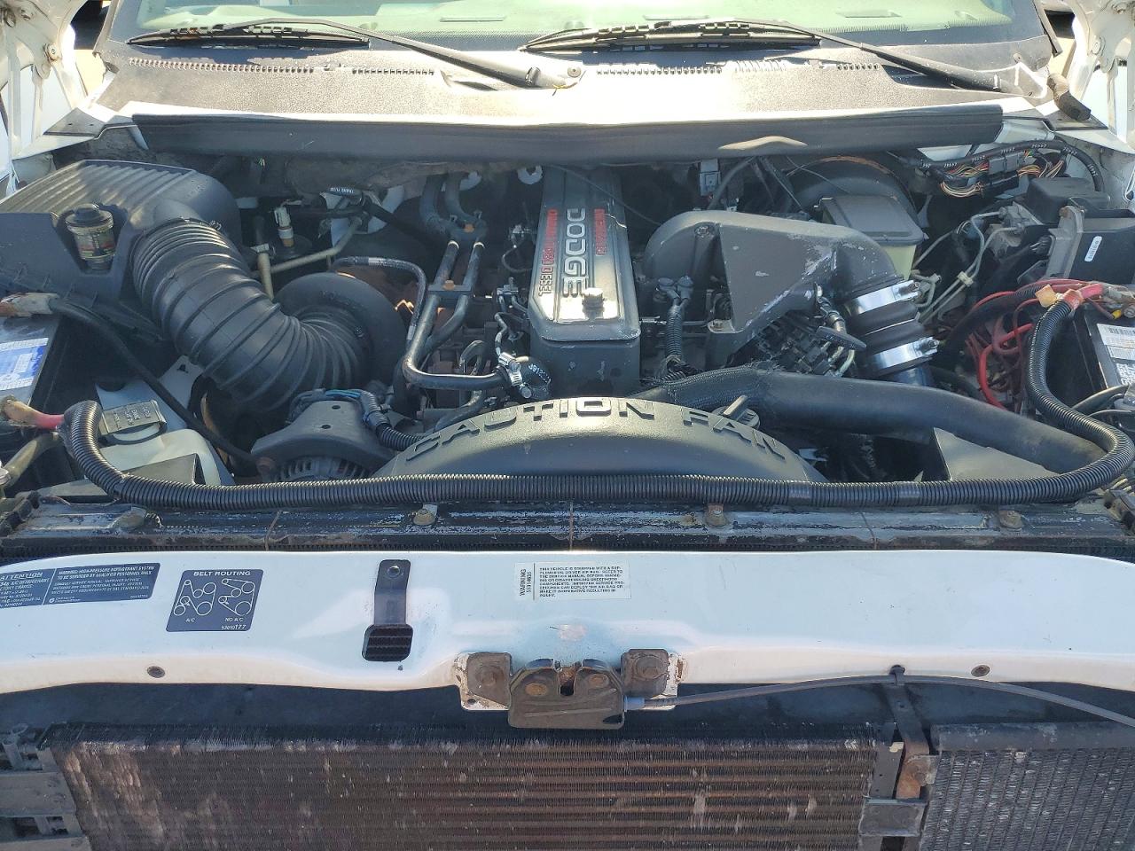 1996 Dodge Ram 2500 White vin: 3B7KF23C5TM138465
