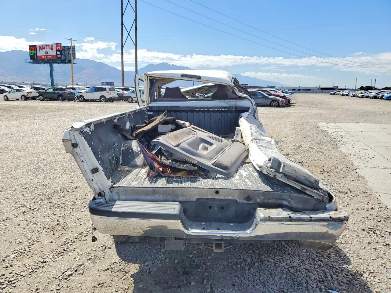 1997 Dodge Ram 2500 Silver vin: 3B7KF23D5VG814066